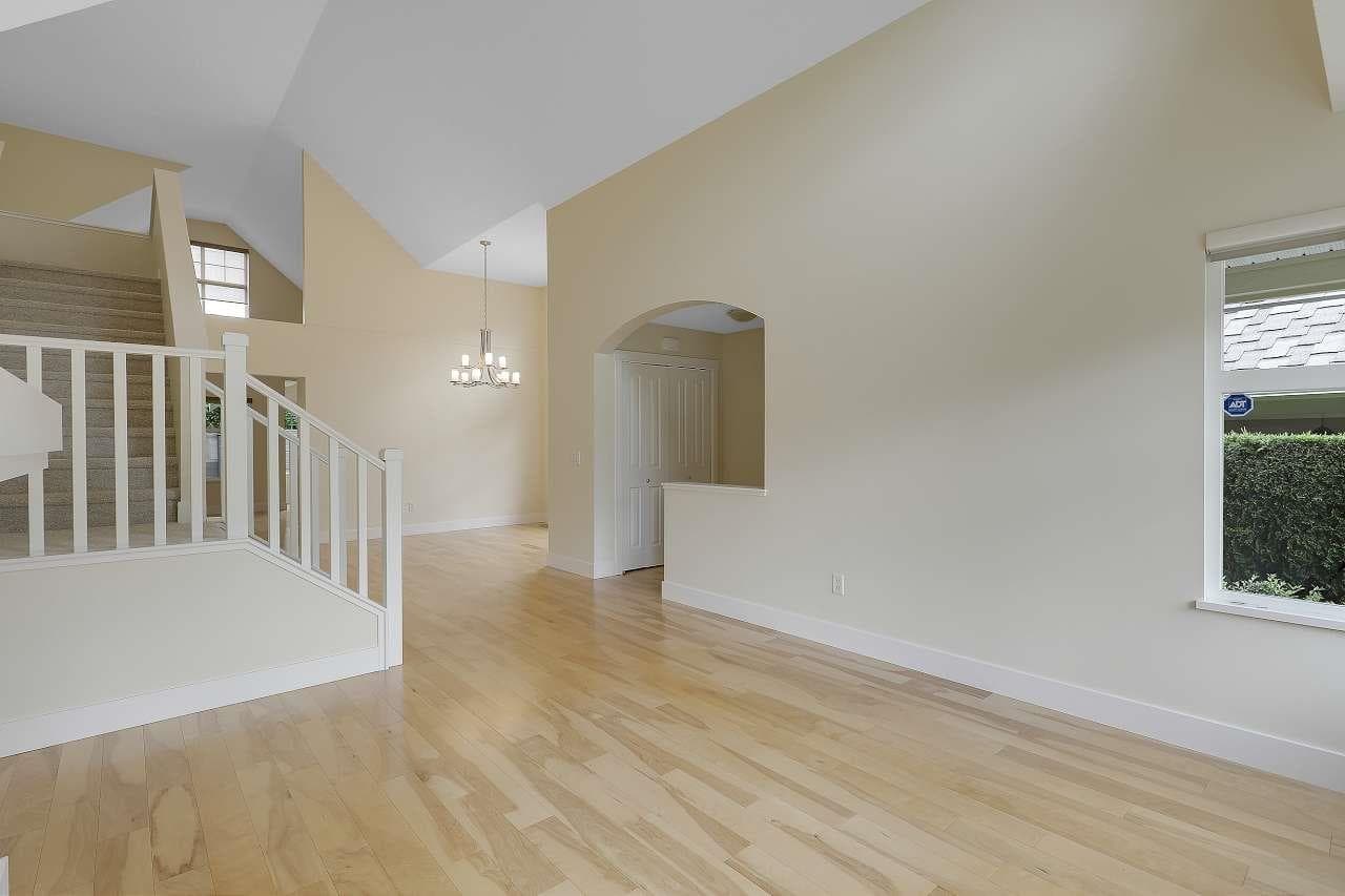 19 - 15450 Rosemary Heights Crescent, Surrey, V3Z 0K1 — photo 5