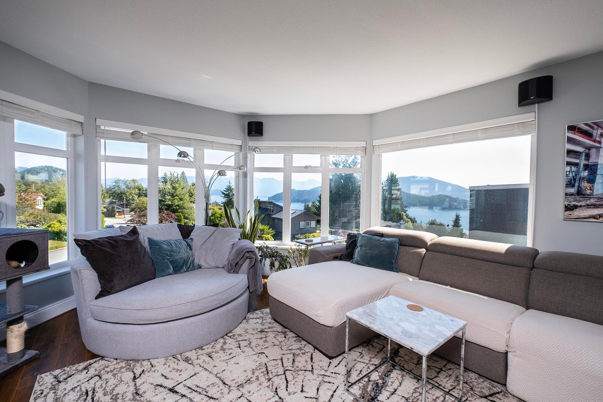 565 Wildwood Crescent, Gibsons