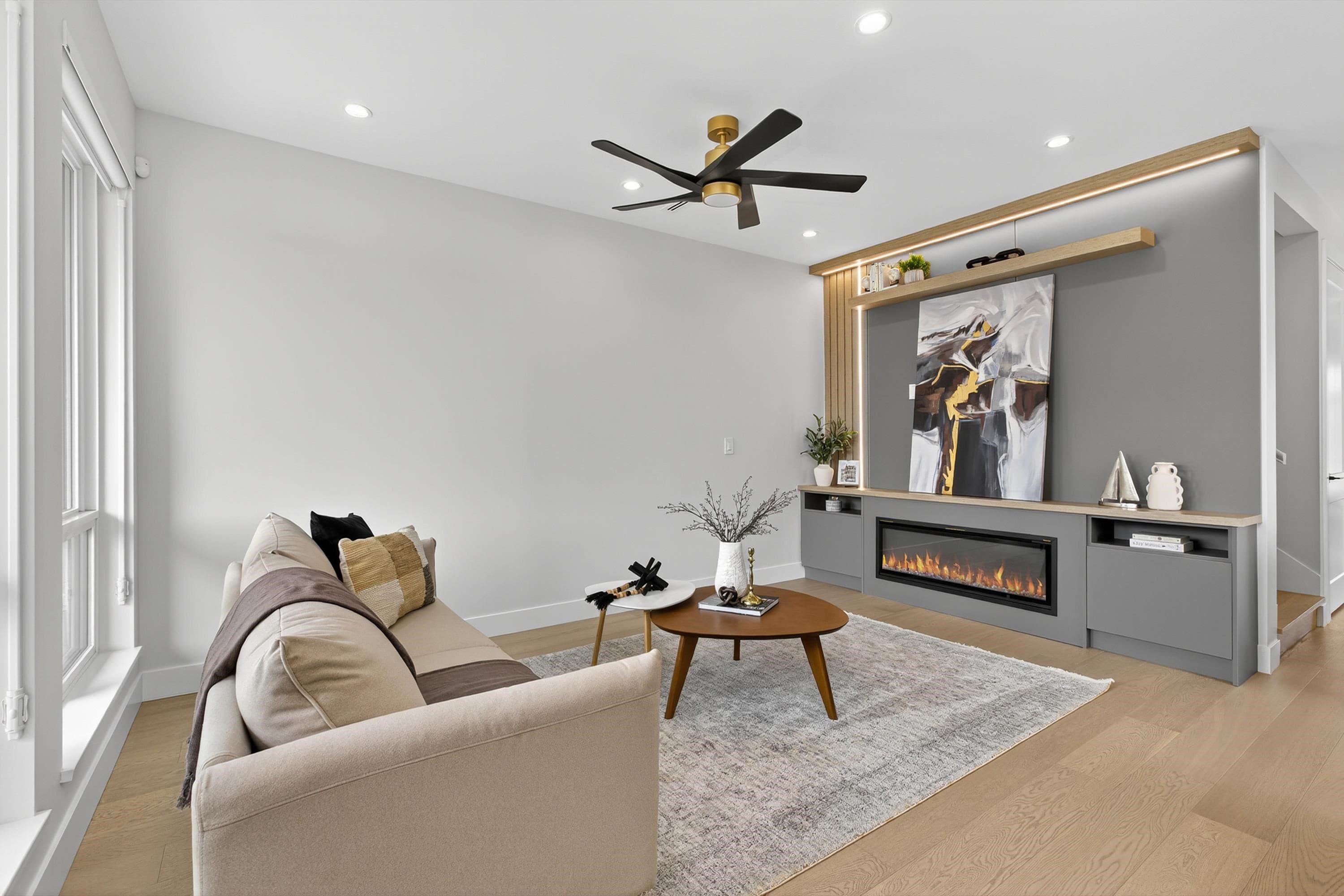 6928 Carnegie Street, Burnaby, V5B 1Y5 — photo 3
