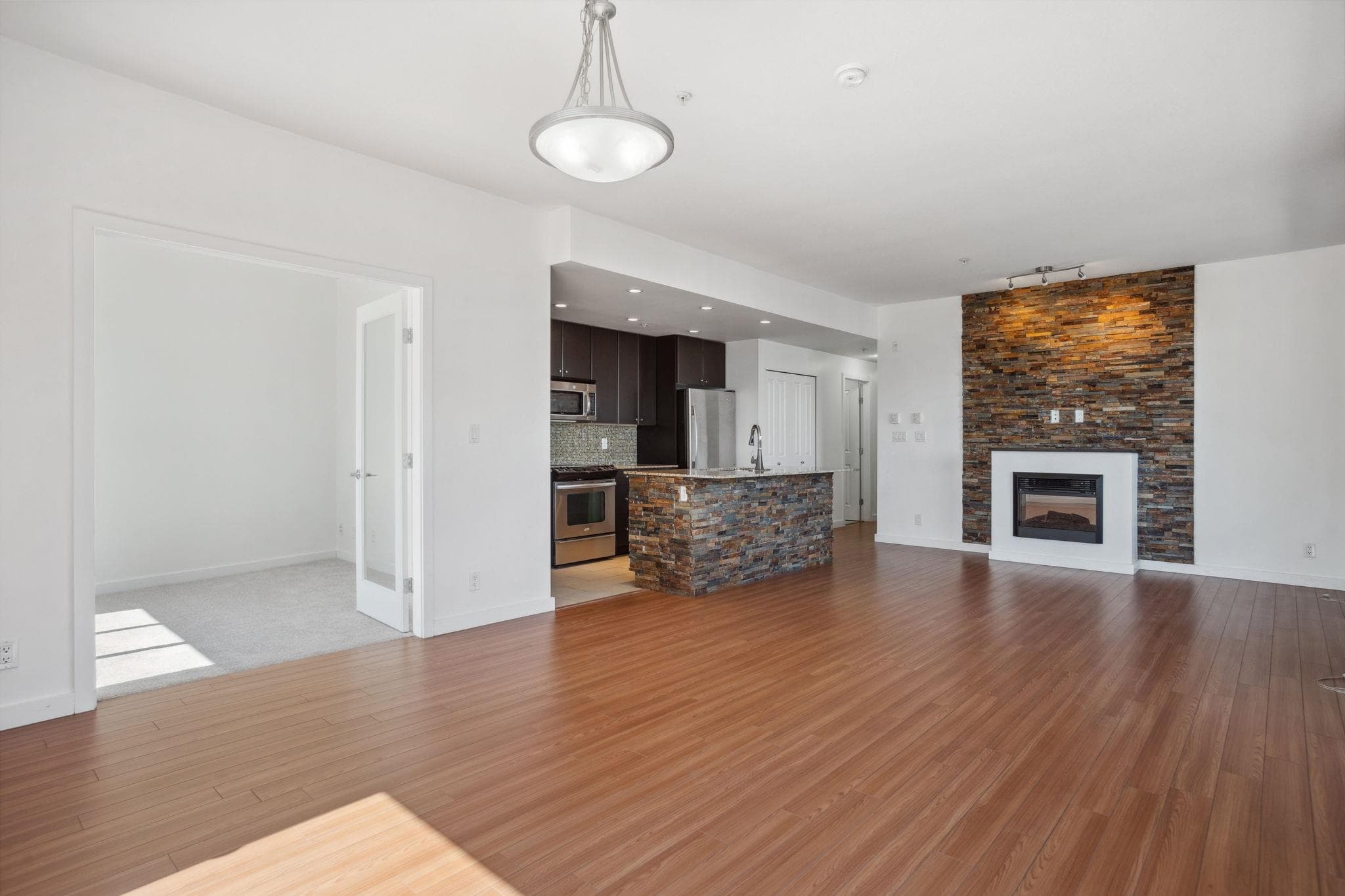 306 - 225 Francis Way, New Westminster, V3L 0G1 — photo 2