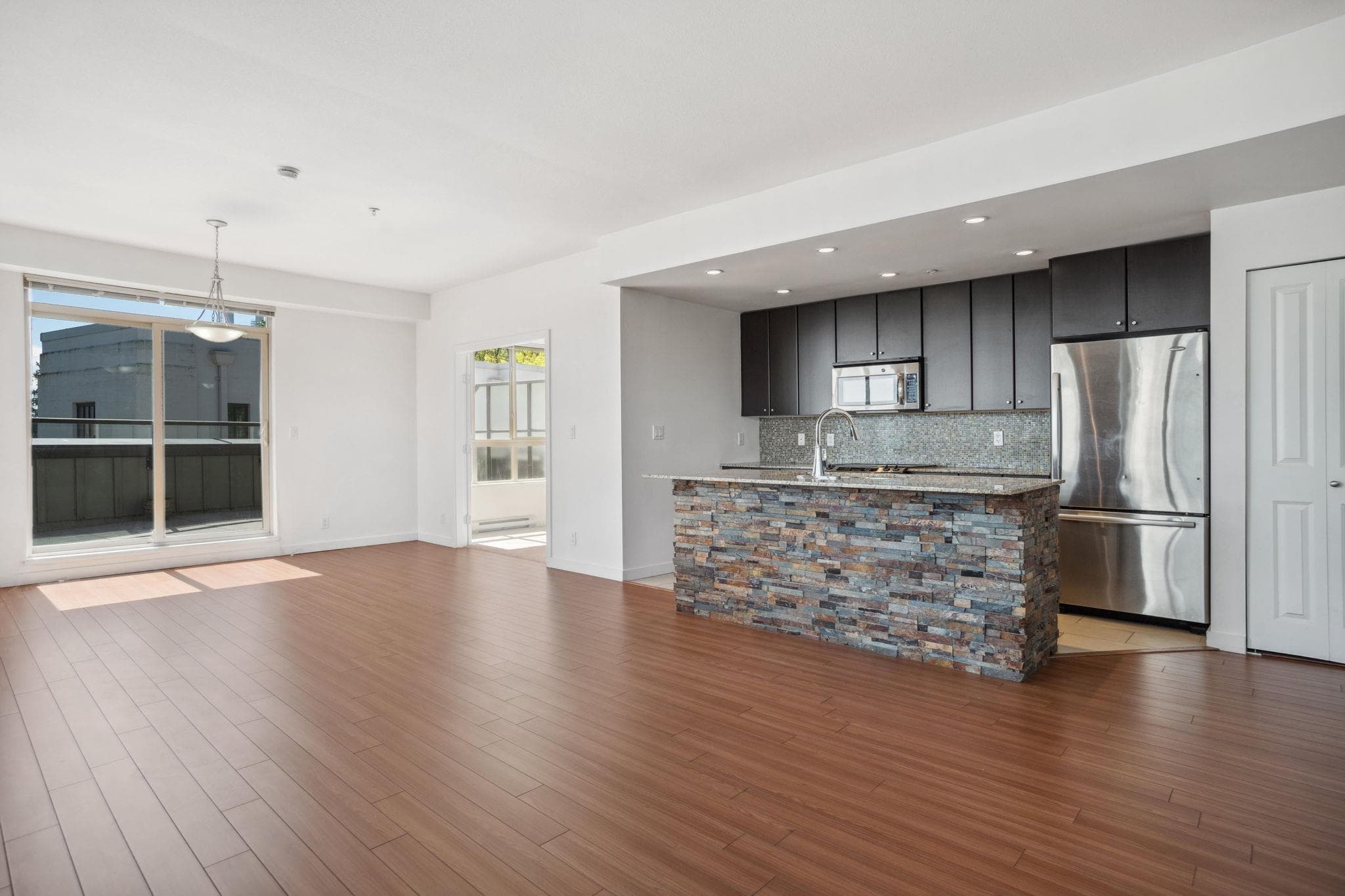 306 - 225 Francis Way, New Westminster, V3L 0G1 — photo 5