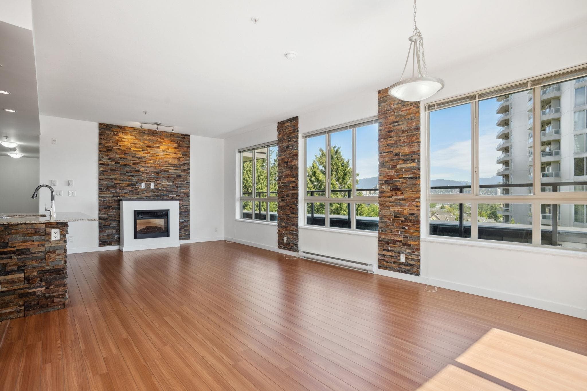 306 - 225 Francis Way, New Westminster, V3L 0G1 — photo 4