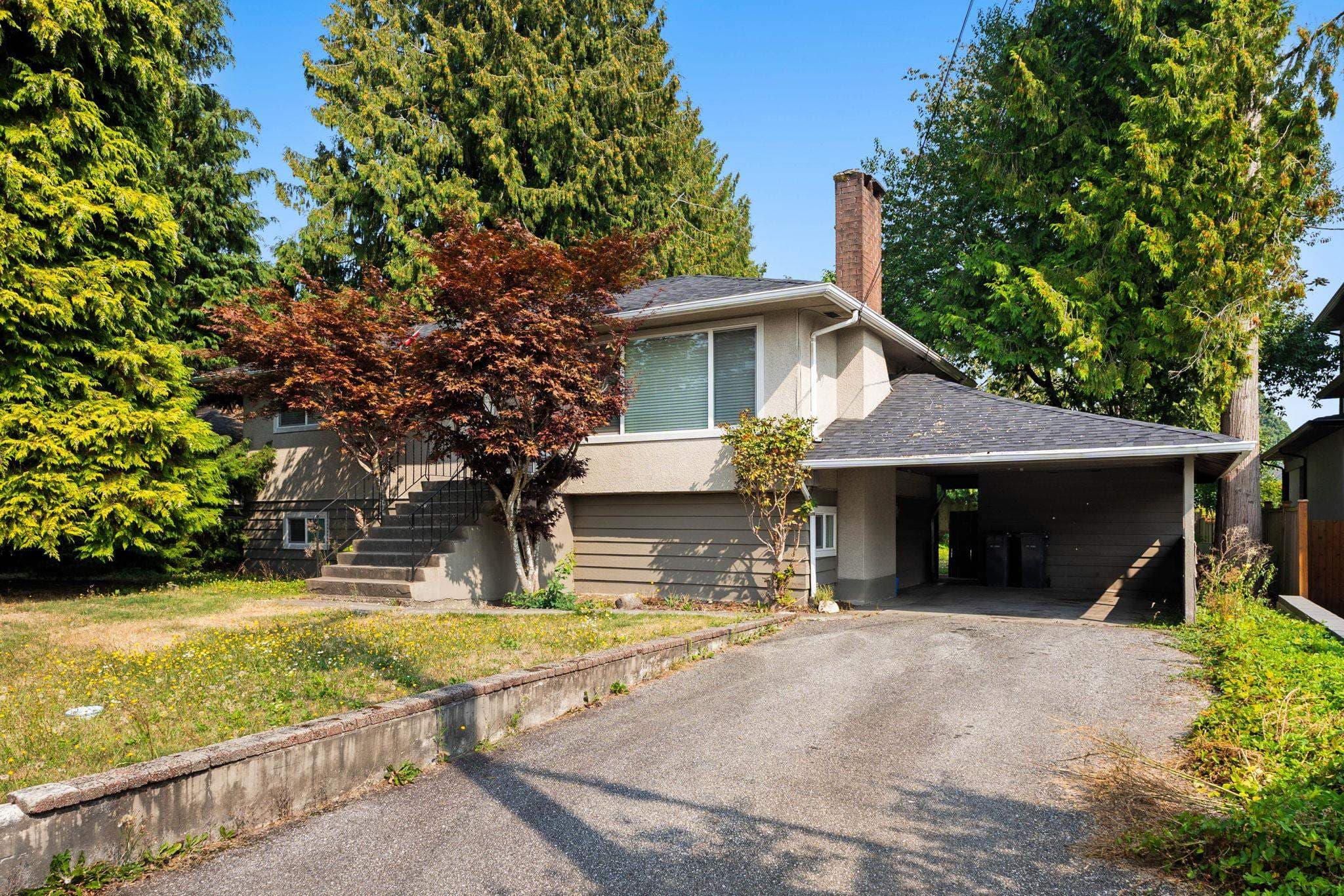 695 Newport Street, Coquitlam, V3J 3H7 — photo 2