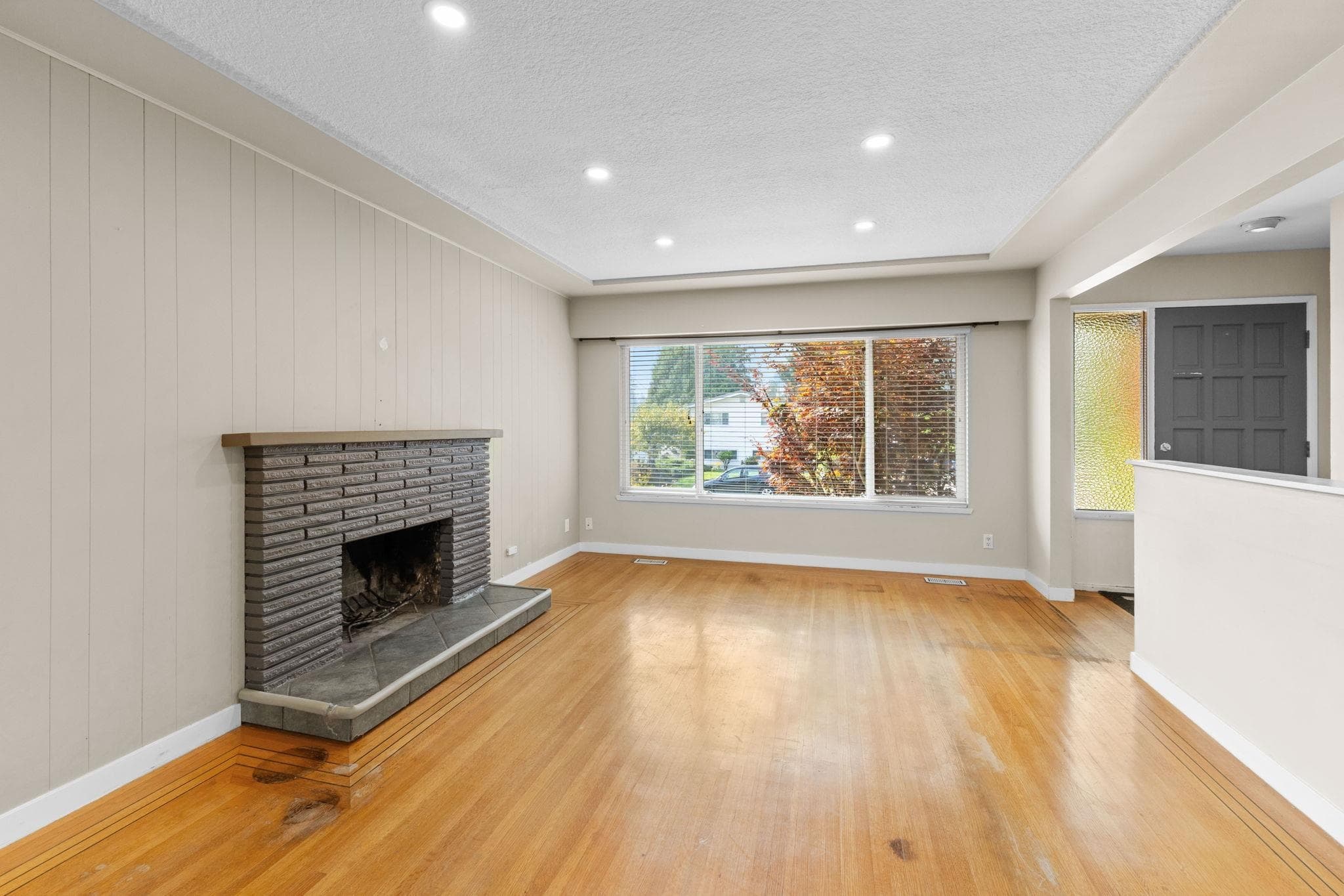 695 Newport Street, Coquitlam, V3J 3H7 — photo 5