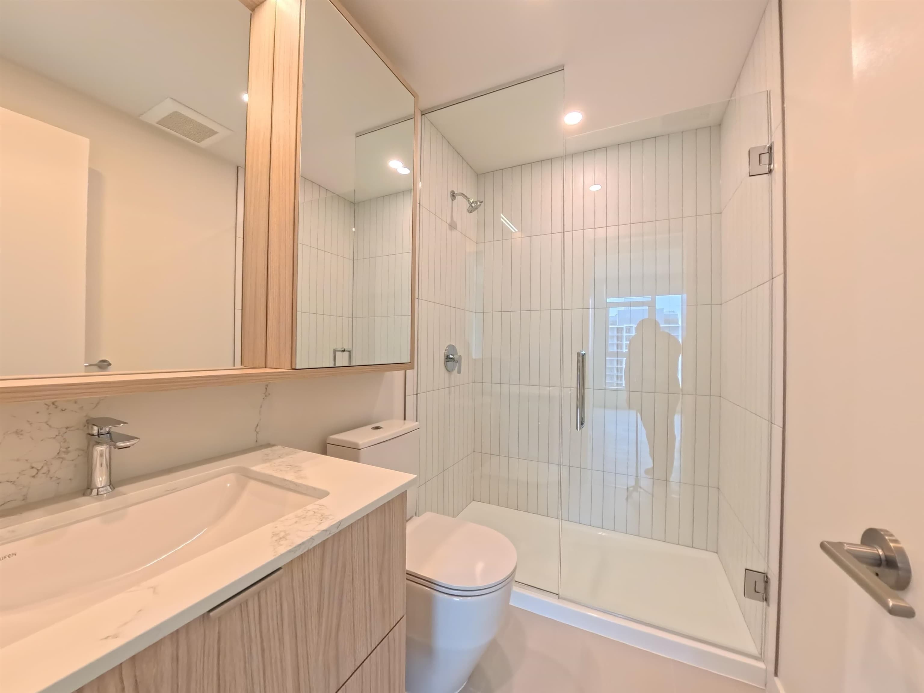 3204 - 537 Cottonwood Avenue, Coquitlam, V3J 0S4 — photo 5
