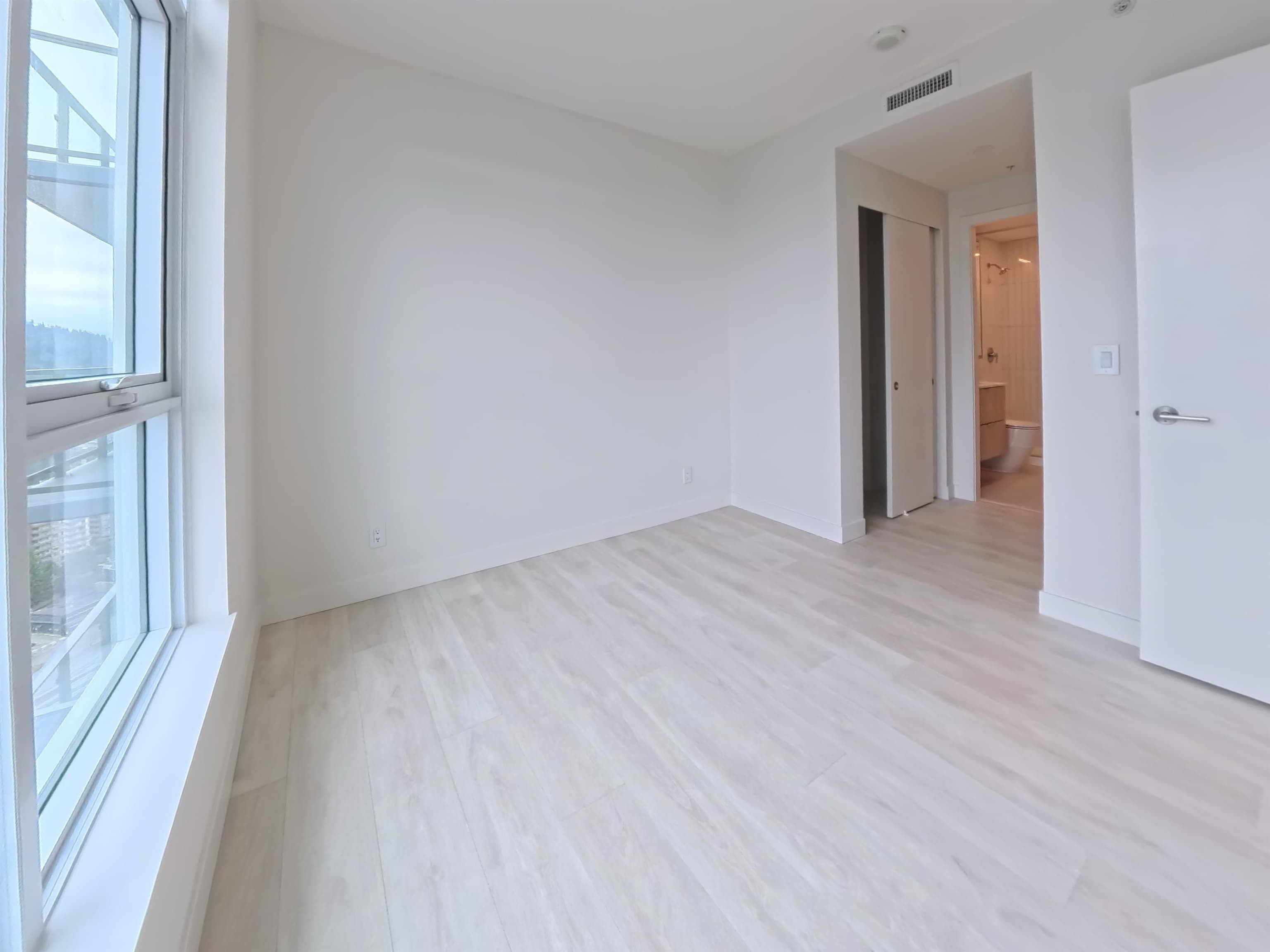 3204 - 537 Cottonwood Avenue, Coquitlam, V3J 0S4 — photo 4