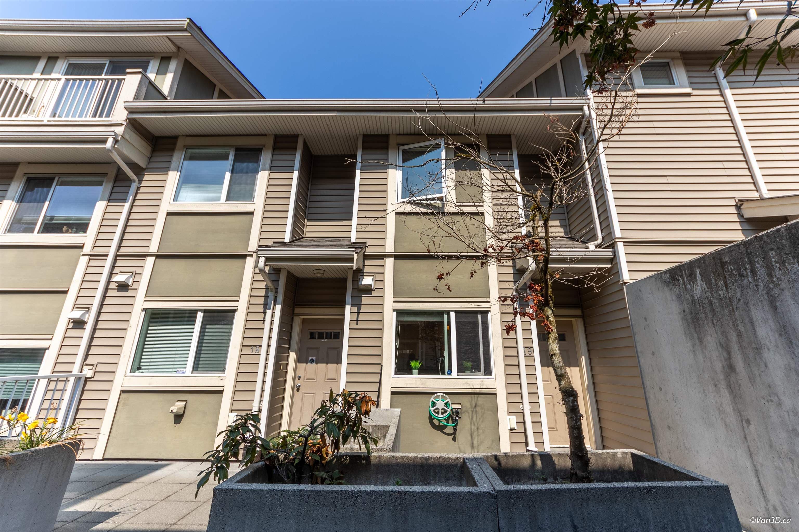 19 - 621 Langside Avenue, Coquitlam, V3J 0A8 — photo 5