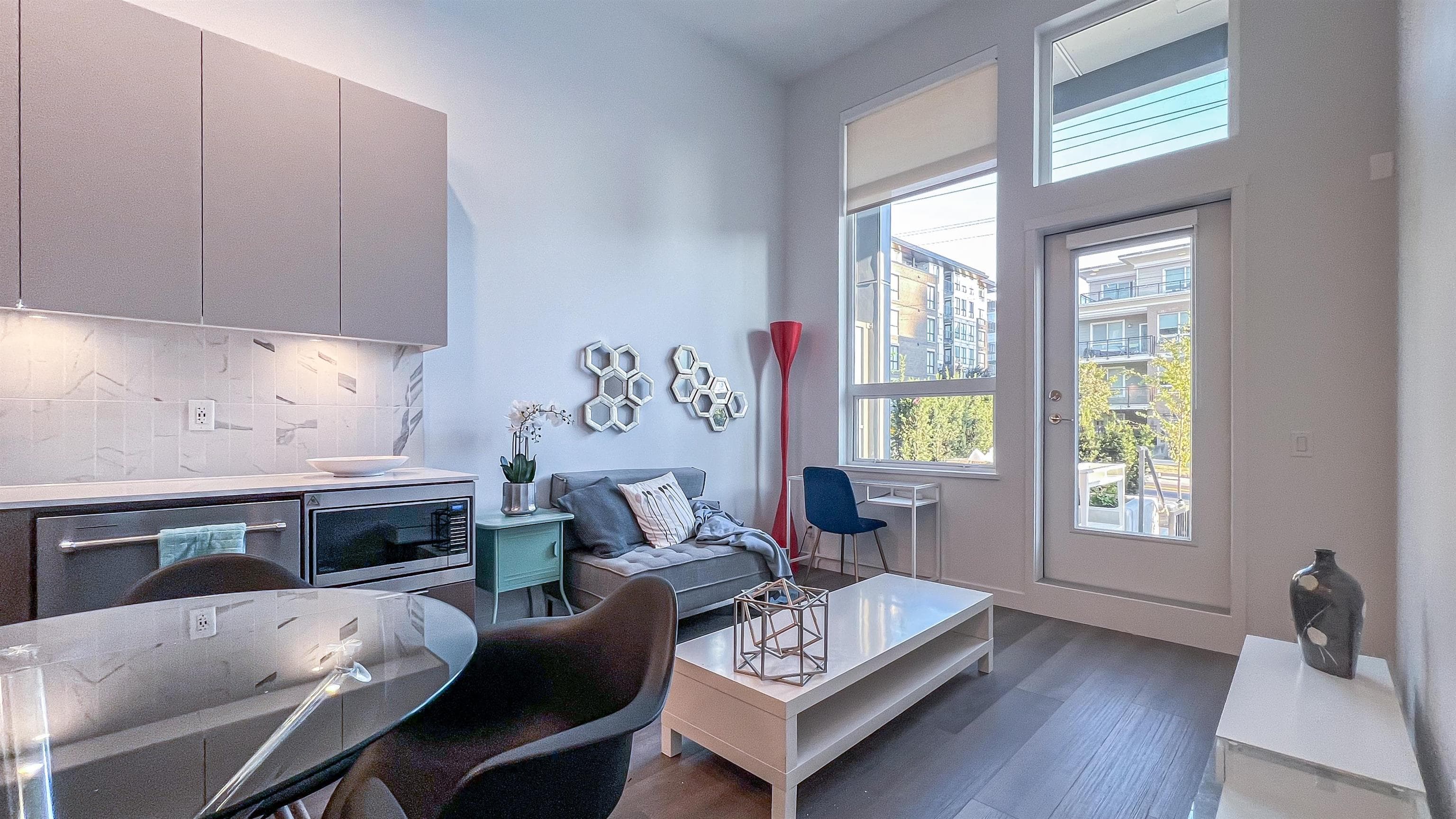 111 - 645 Como Lake Avenue, Coquitlam, V3J 0N9 — photo 3
