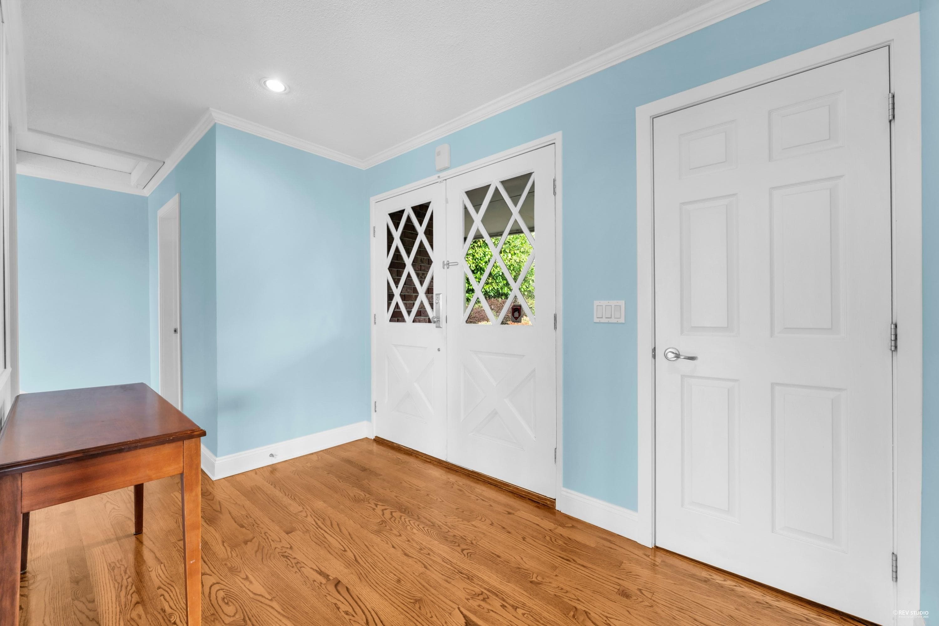 2558 Mathers Avenue, West Vancouver, V7V 2J1 — photo 3