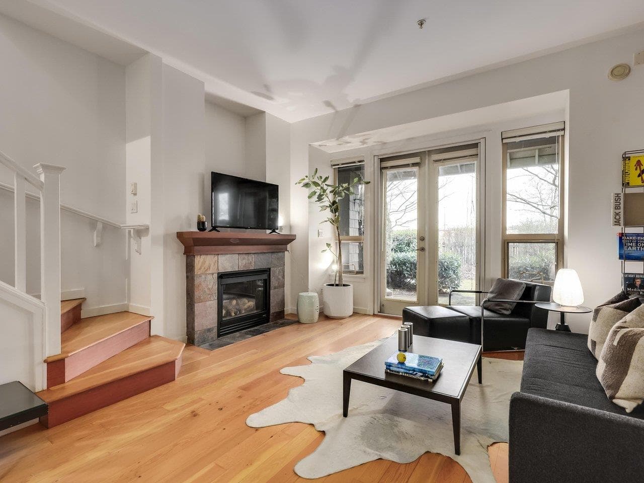 124 - 250 Salter Street, New Westminster, V3M 0B7 — photo 1