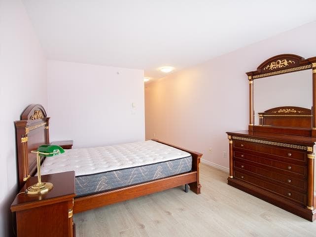 1002 - 5933 Cooney Road, Richmond, V6X 4H3 — photo 4
