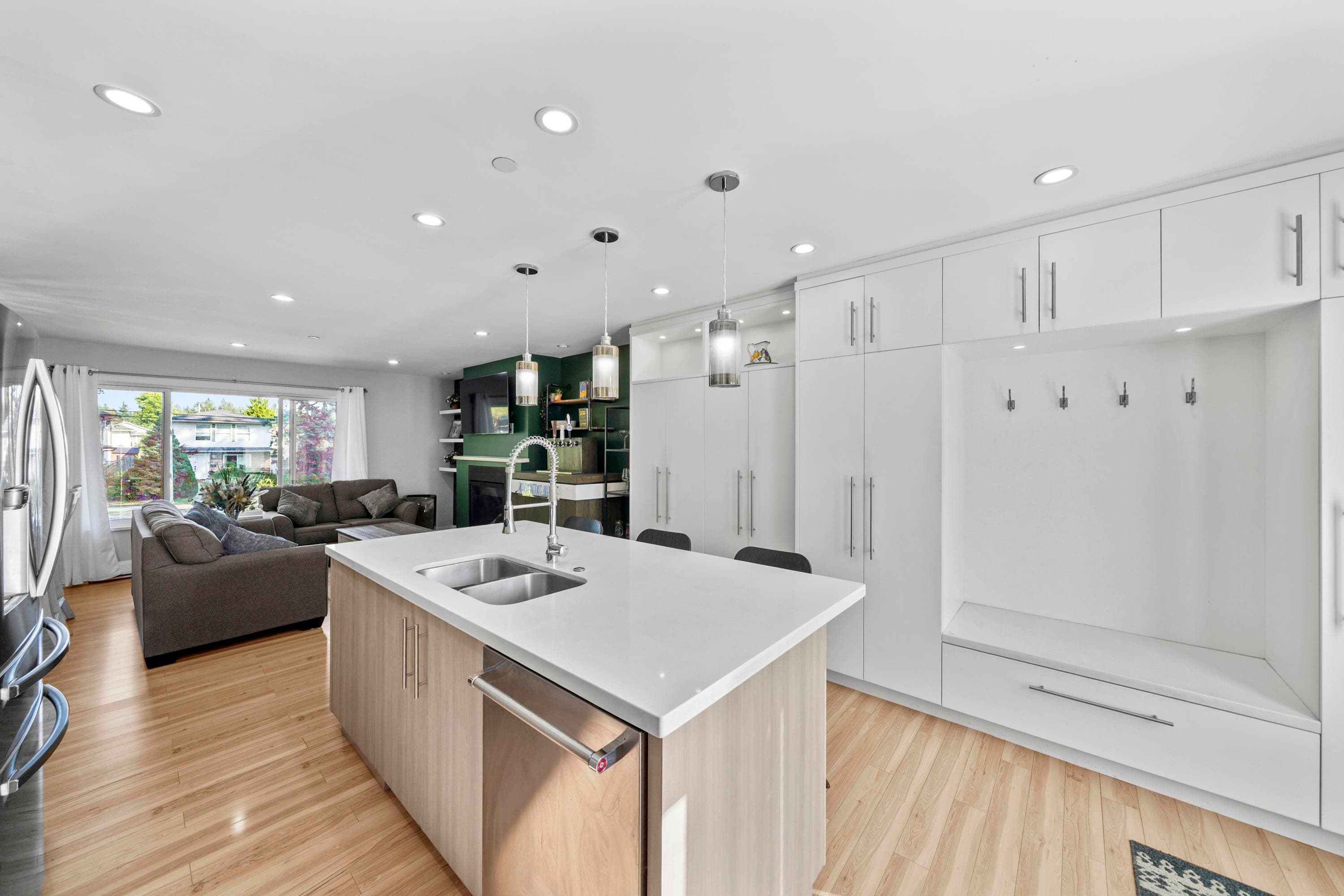 3759 Coast Meridian Road, Port Coquitlam, V3B 3P2 — photo 4