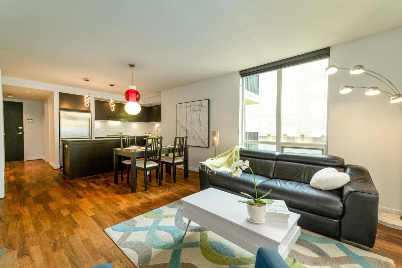 501 - 1055 Homer Street, Vancouver, V6B 1G3 — photo 4
