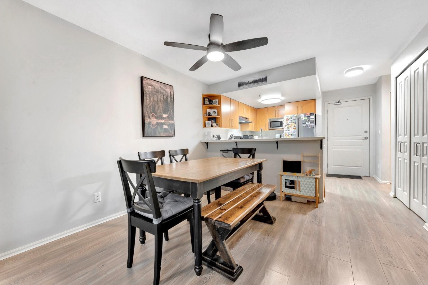 213 - 3388 Morrey Court, Burnaby, V3J 7Y5 — photo 3