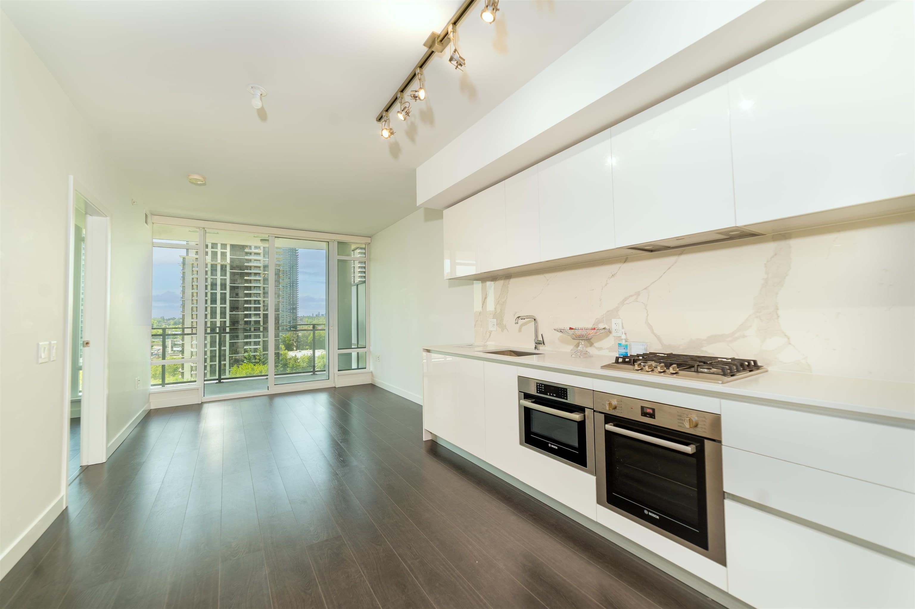 801 - 2085 Skyline Court, Burnaby, V5C 0M6 — photo 1