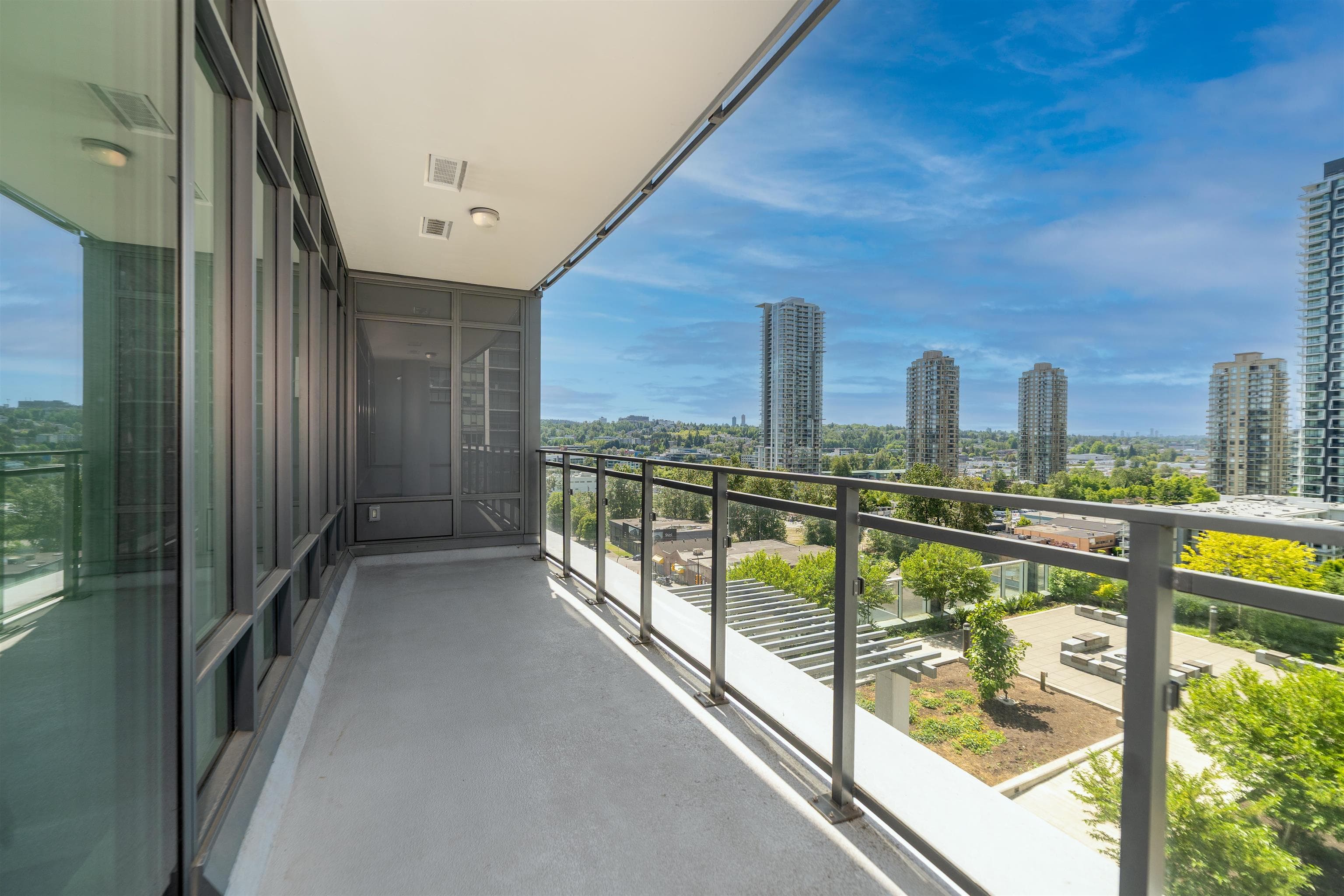 801 - 2085 Skyline Court, Burnaby, V5C 0M6 — photo 5