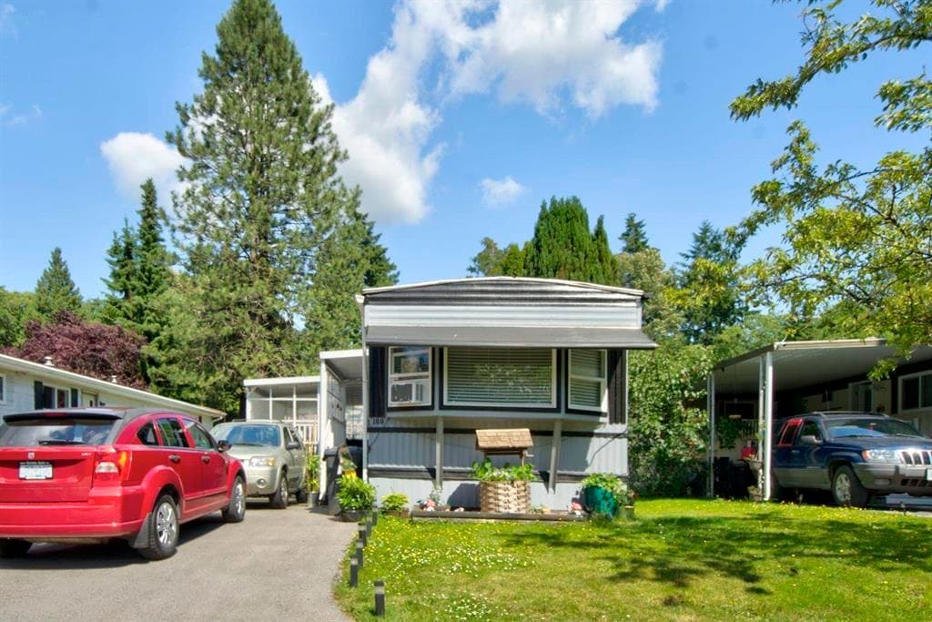 160 - 7790 King George Boulevard, Surrey, V3W 5Y4 — photo 2