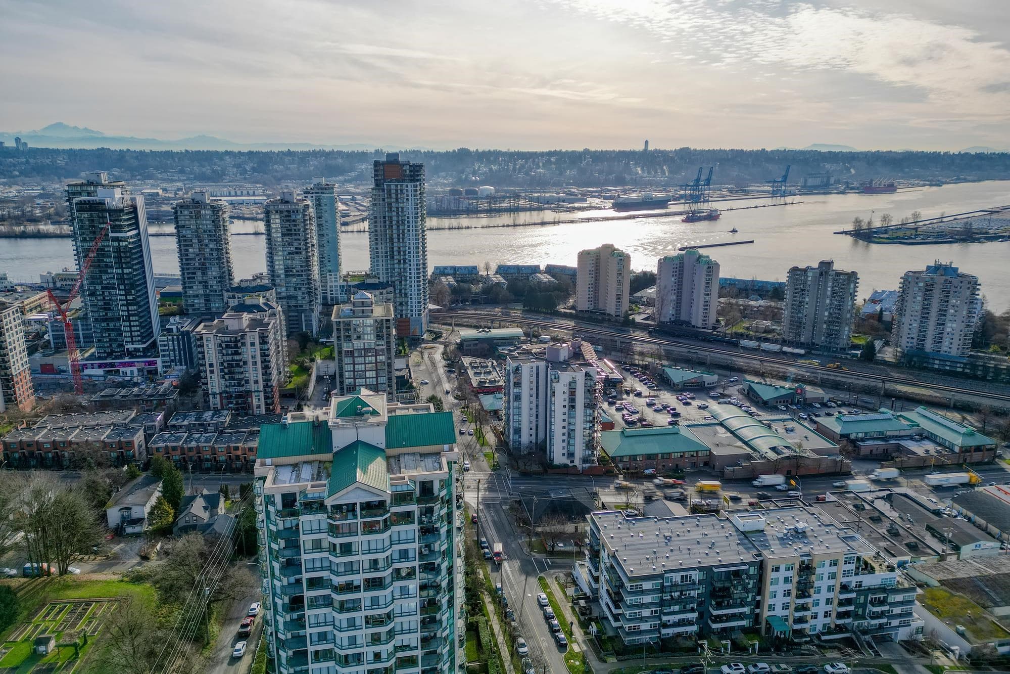 2003 - 121 Tenth Street, New Westminster, V3M 3X7 — photo 3