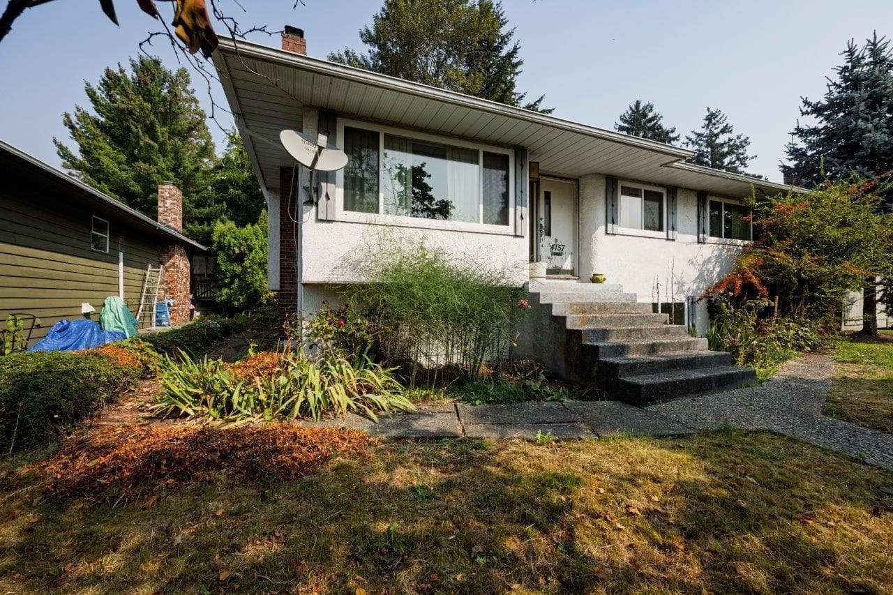 4157 Portland Street, Burnaby, V5J 2N3 — photo 1