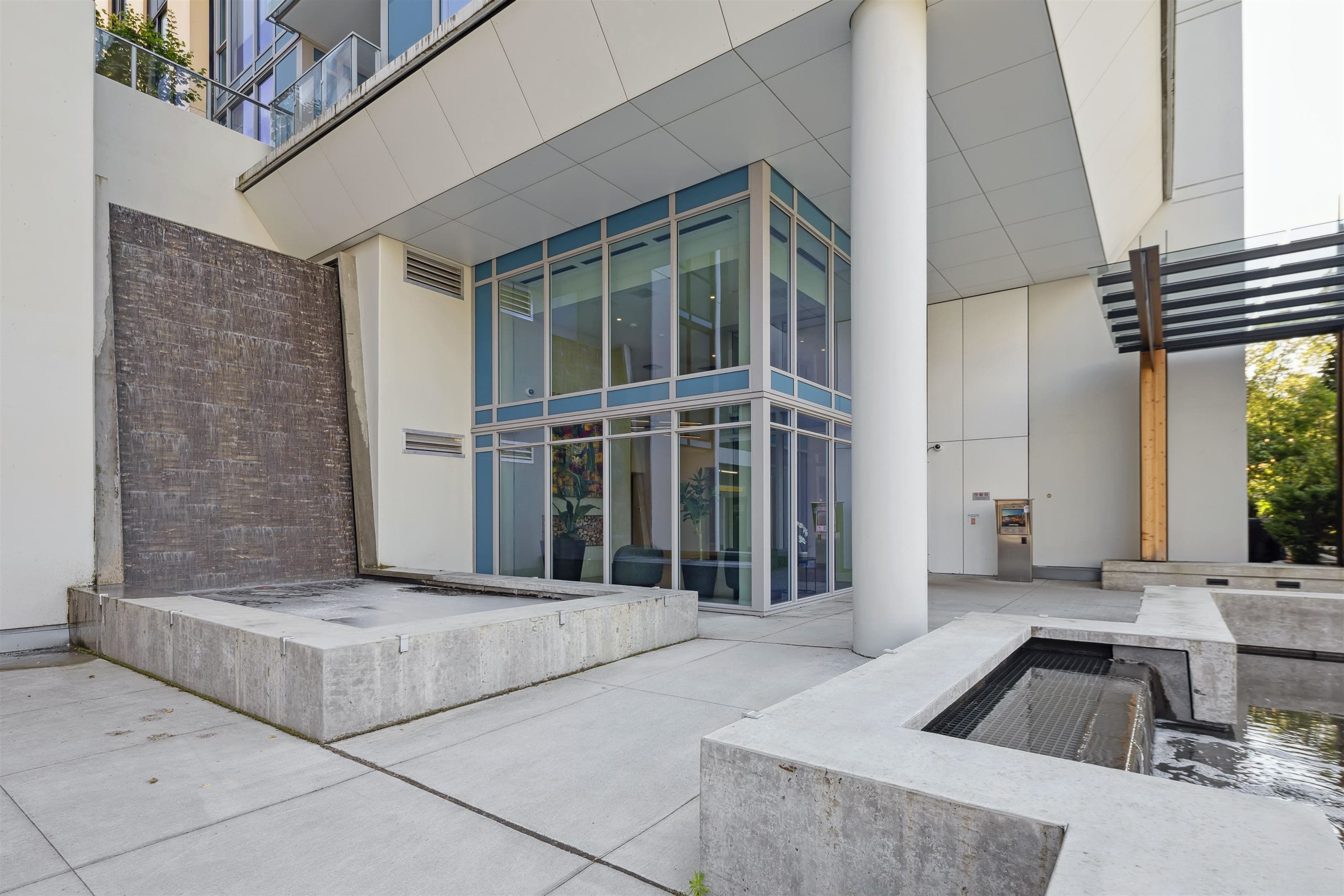 1207 - 1471 Hunter Street, North Vancouver, V7J 1H3 — photo 5