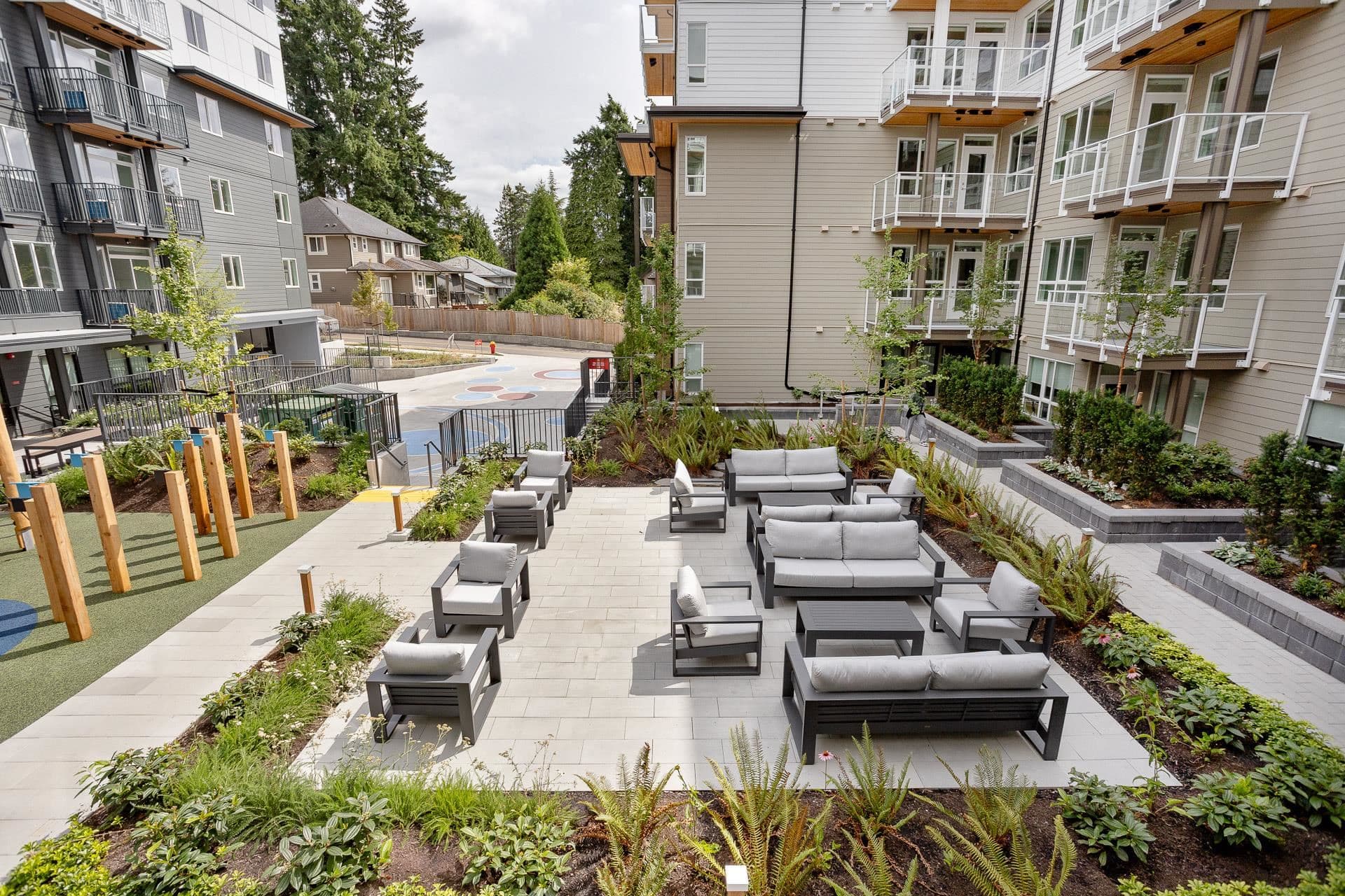 510 - 723 Grover Avenue, Coquitlam, V3J 0L9 — photo 2