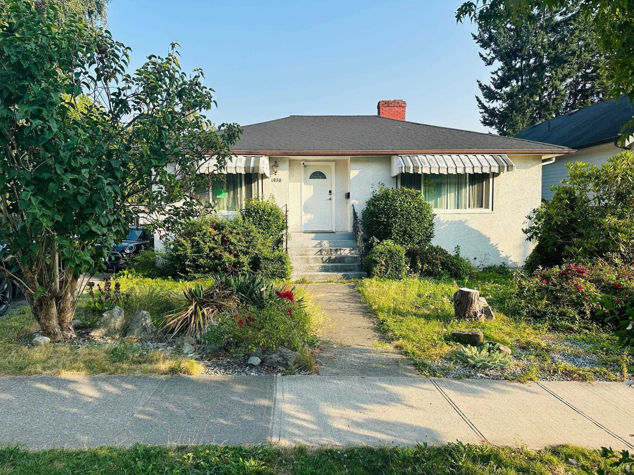 1038 Seventh Avenue, New Westminster, V3M 2J5 — photo 1