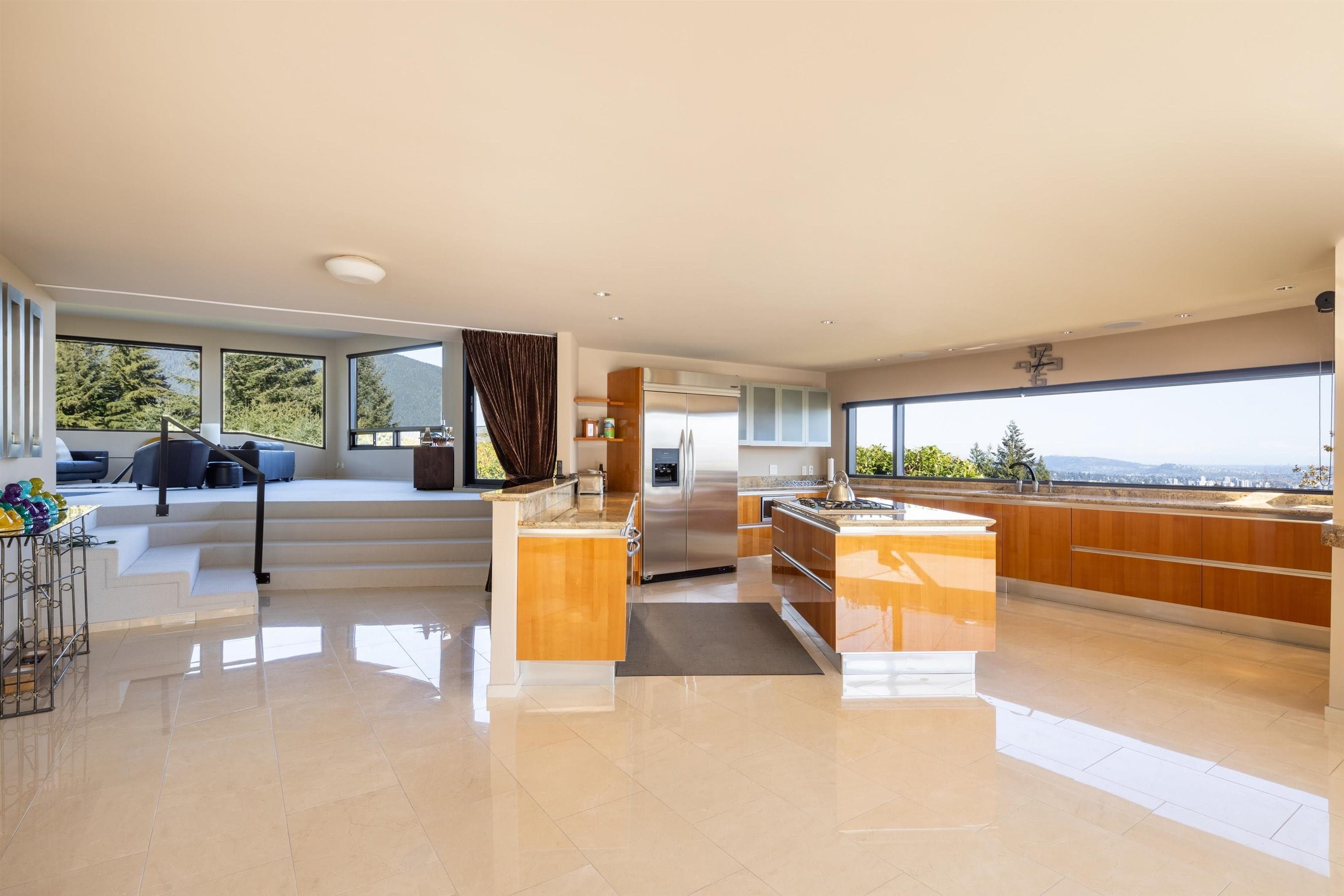 1109 Hillside Road, West Vancouver, V7S 2G3 — photo 4