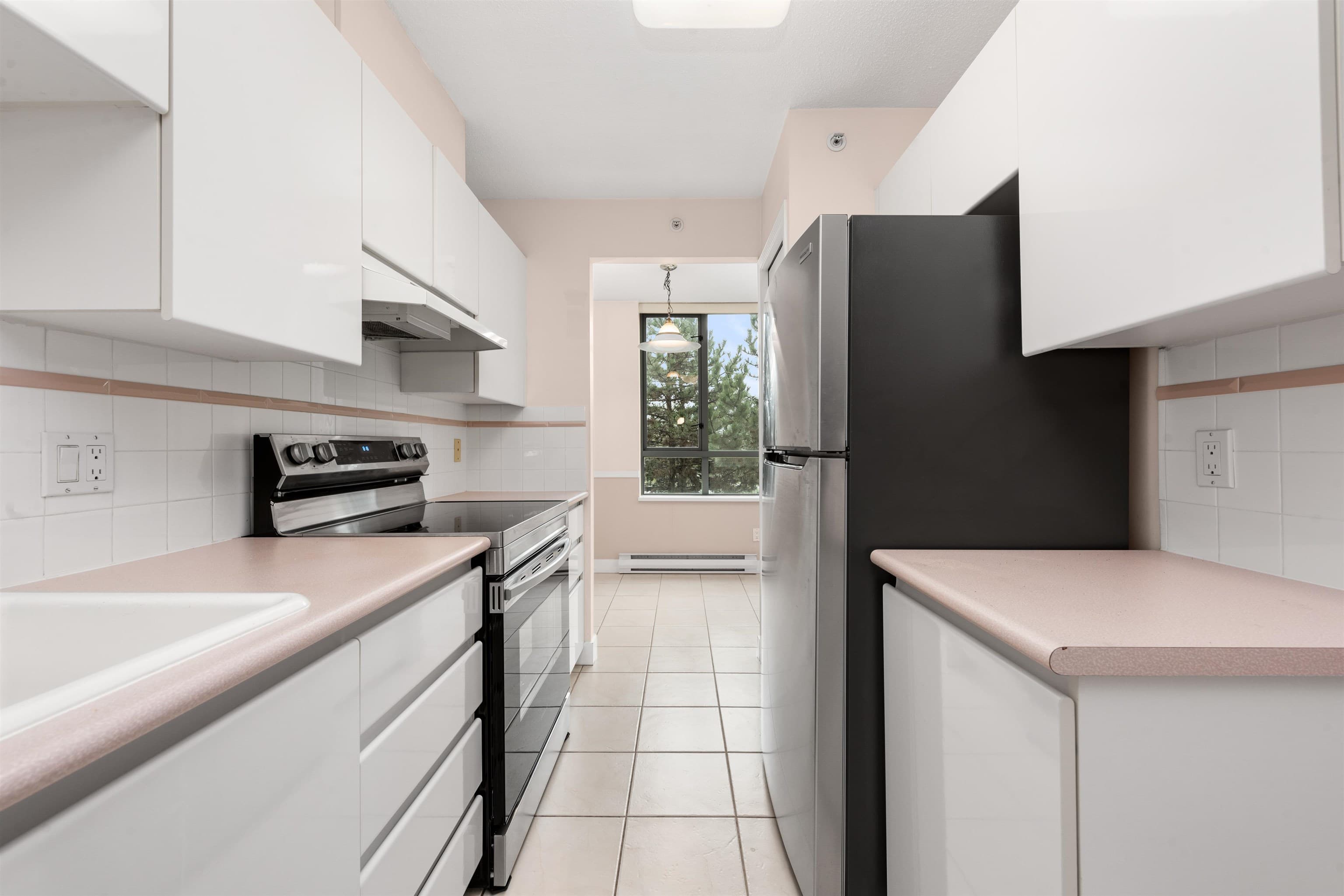 306 - 6622 Southoaks Crescent, Burnaby, V5E 4K2 — photo 5
