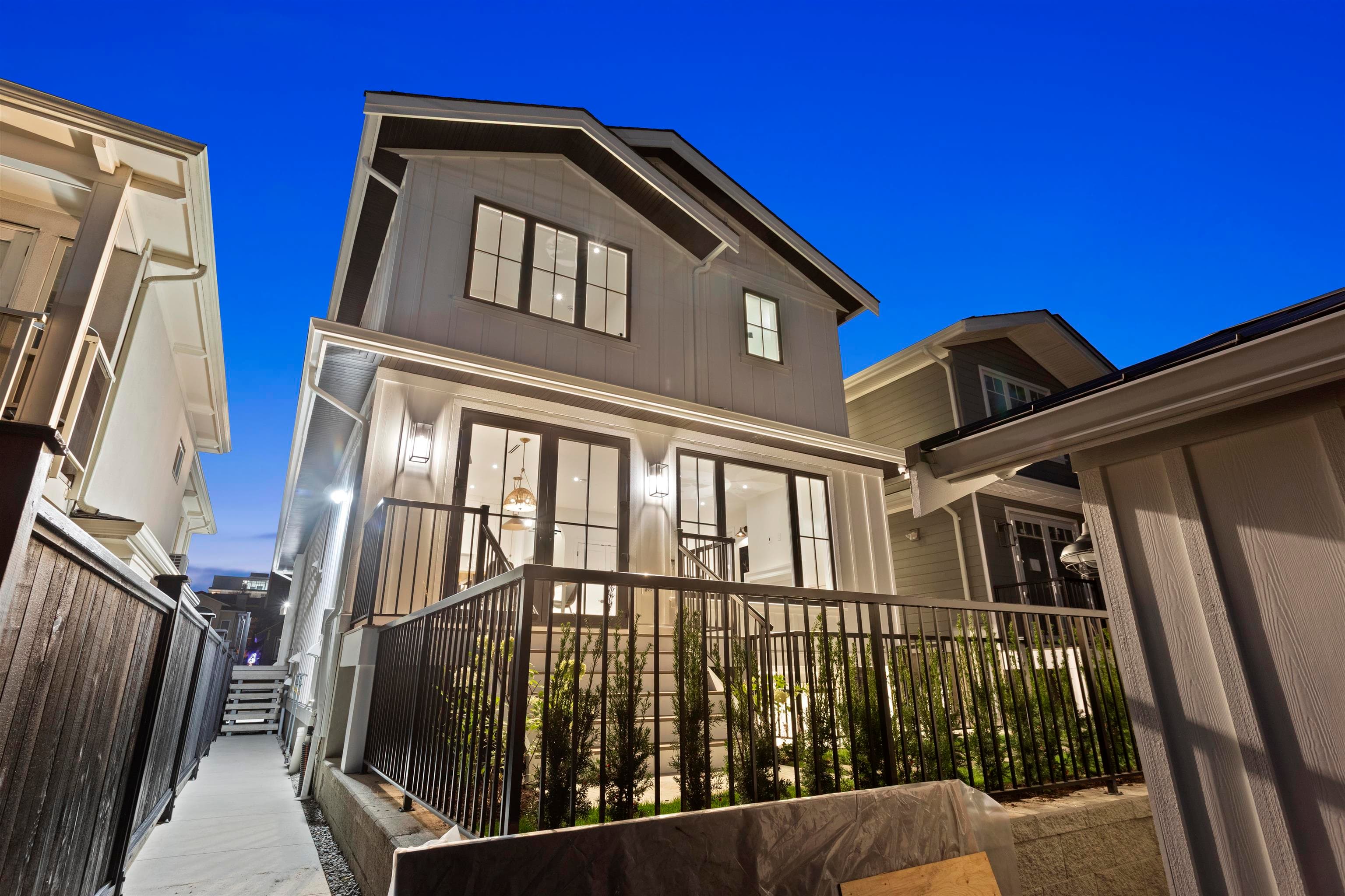 2 - 4315 Albert Street, Burnaby