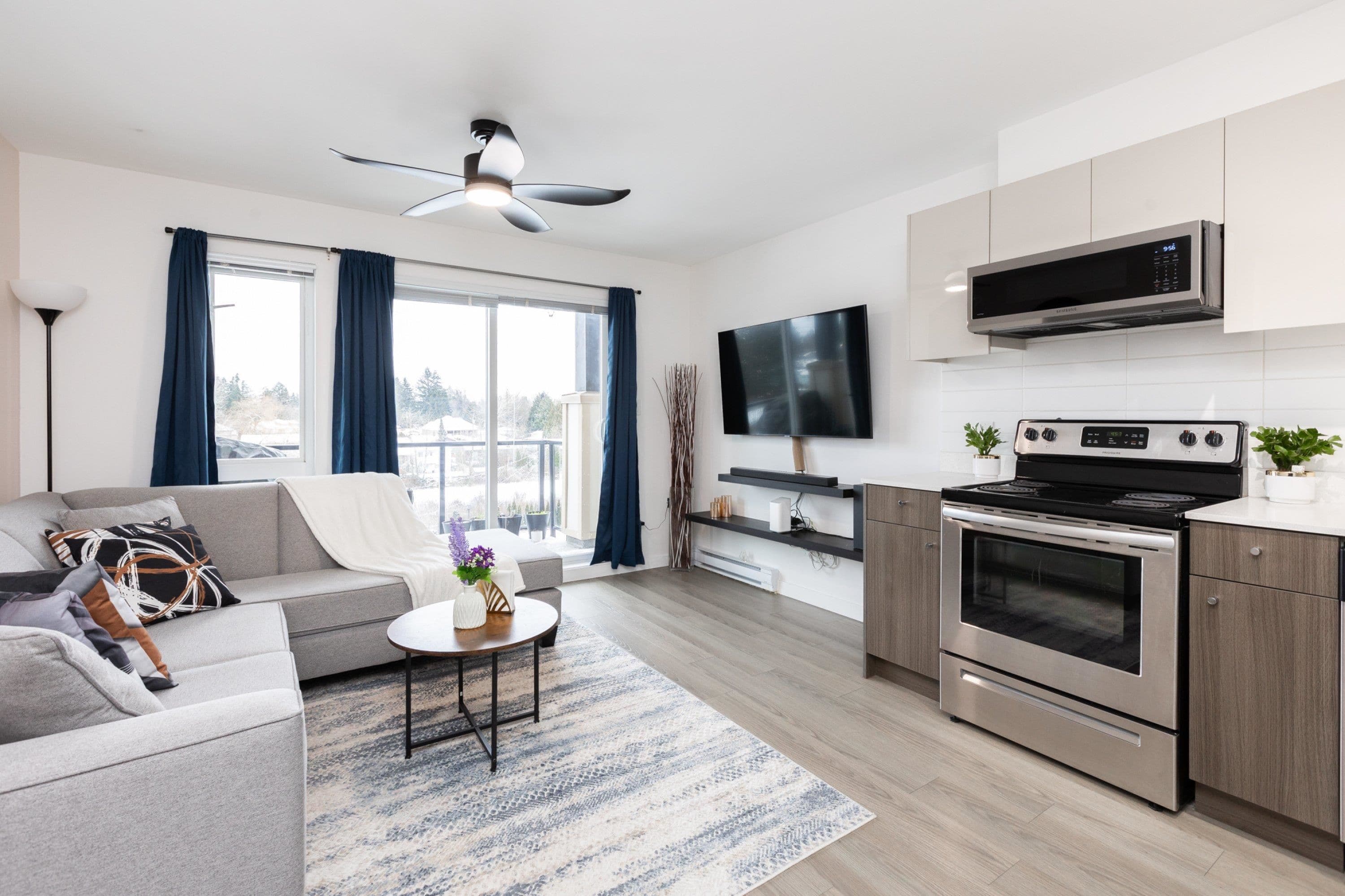 408 - 10688 140 Street, Surrey, V3T 4N8 — photo 4