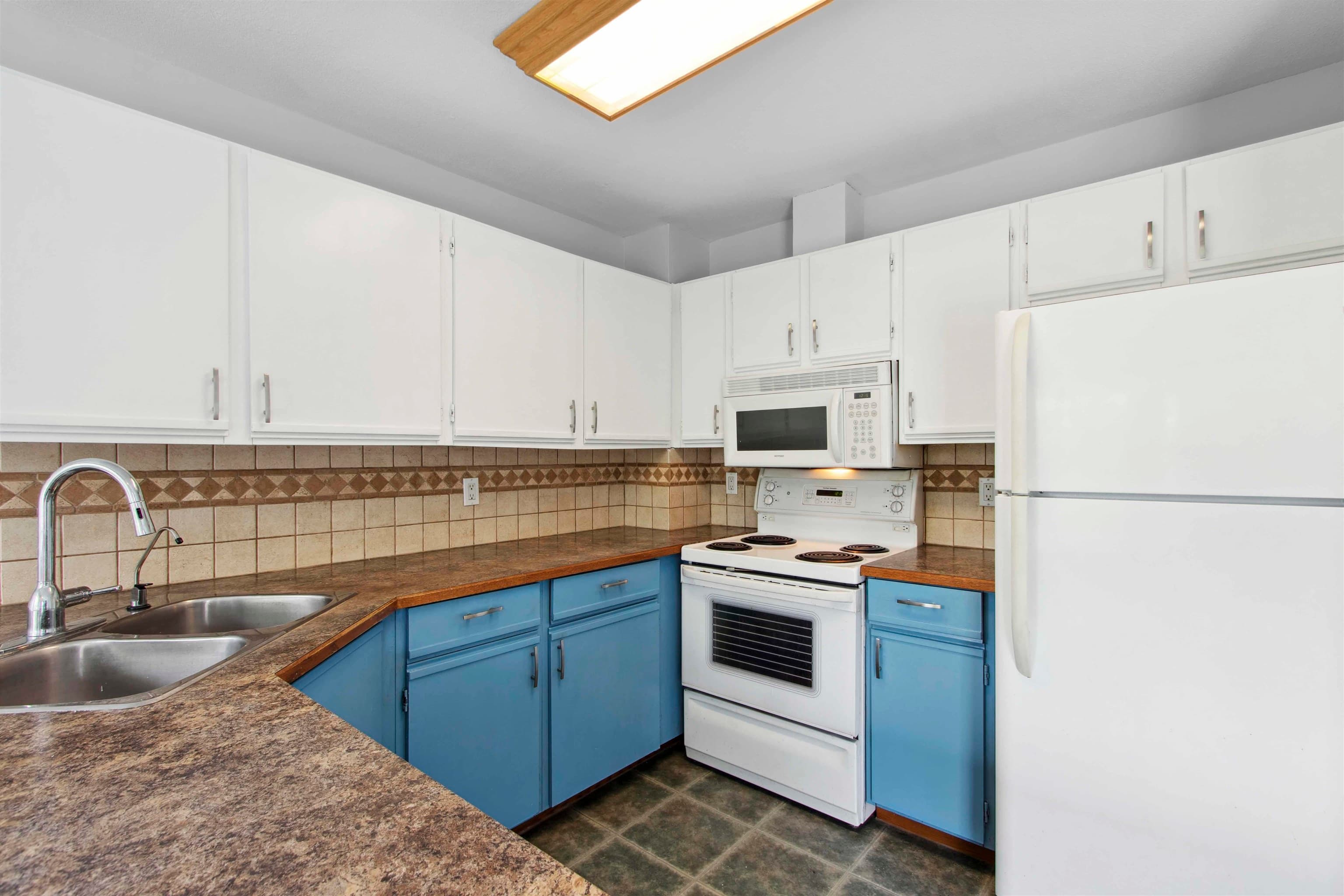 13 - 15550 89 Avenue, Surrey, V3R 1N1 — photo 5