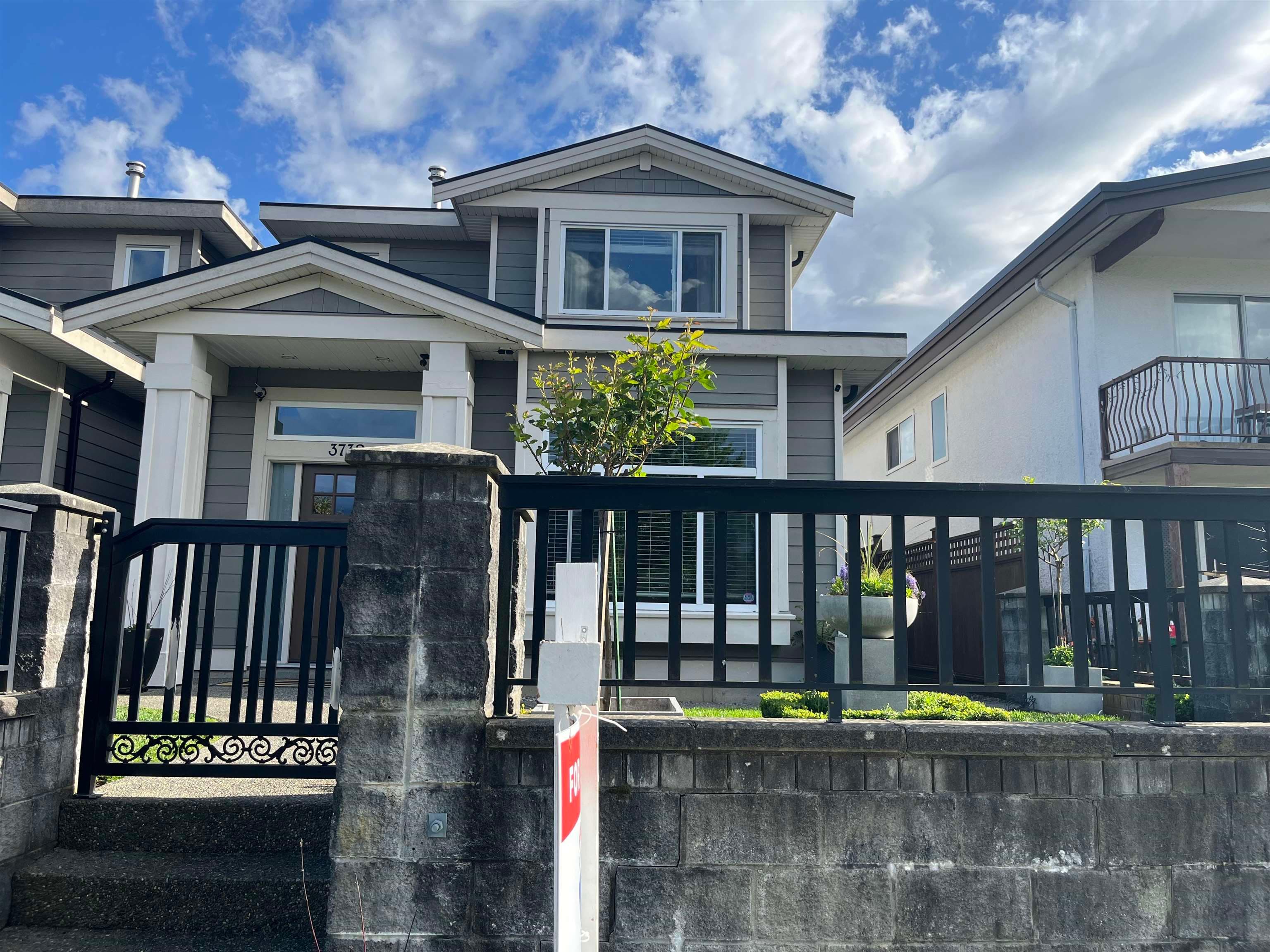 3734 Linwood Street, Burnaby, V5G 1N5 — photo 2