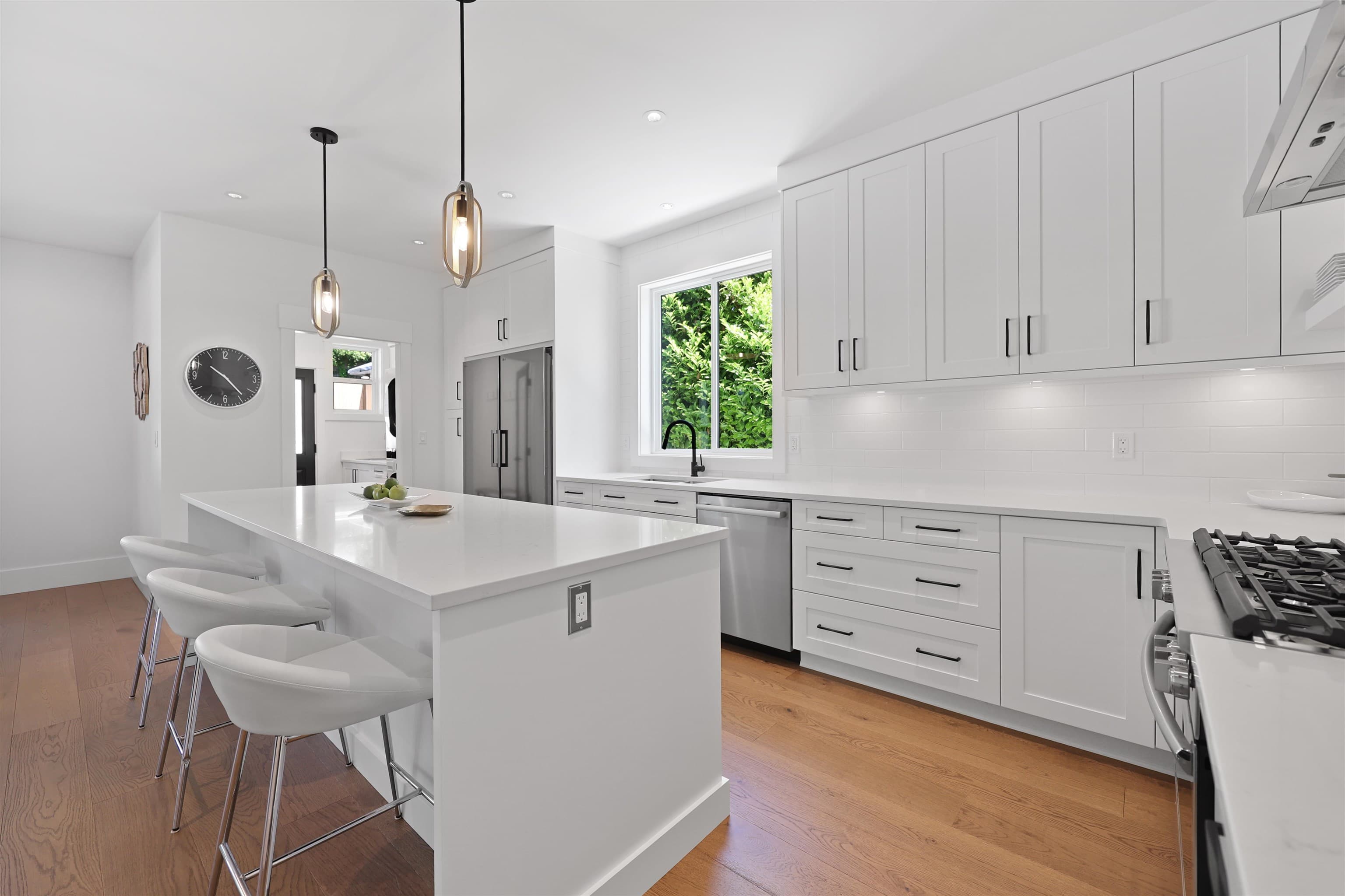 338 W 24th Street, North Vancouver, V7M 2C6 — photo 3
