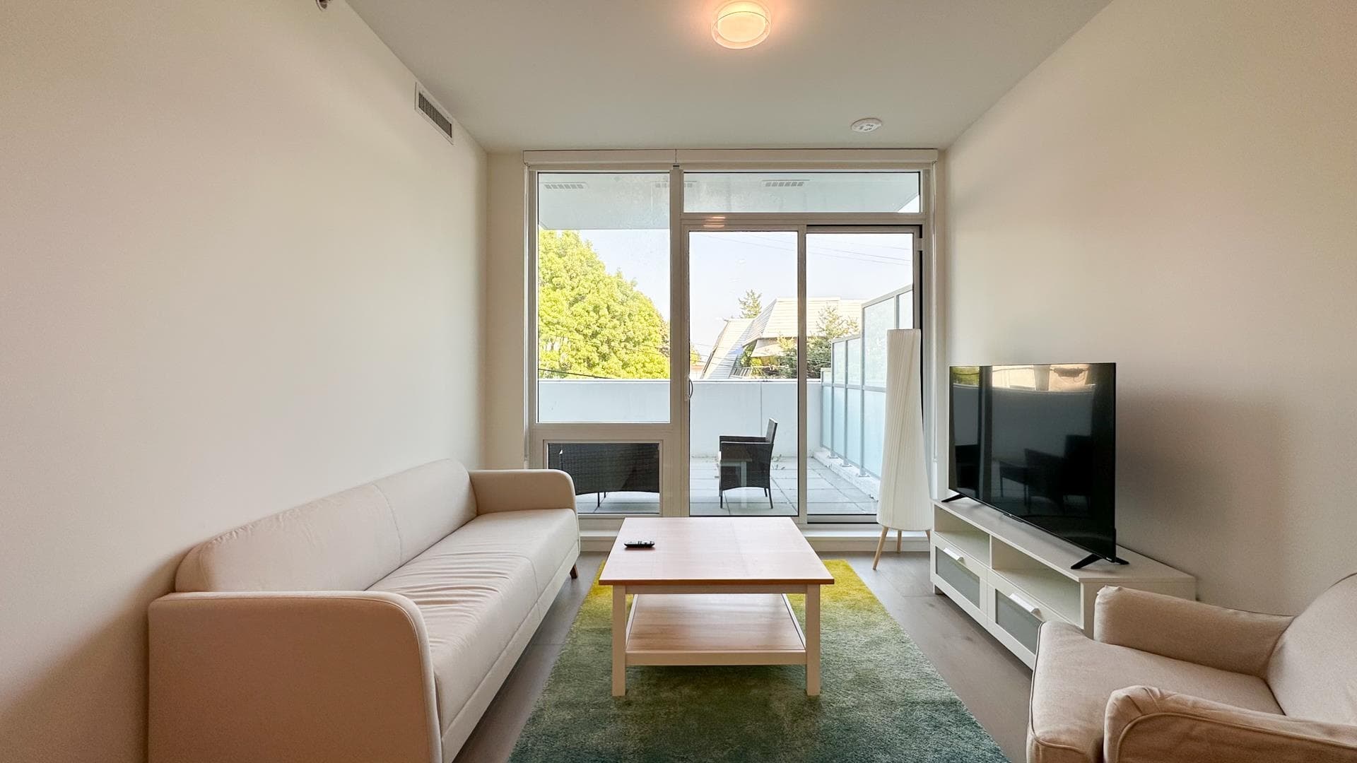 205 - 1342 Johnston Road, White Rock, V4B 0C7 — photo 4