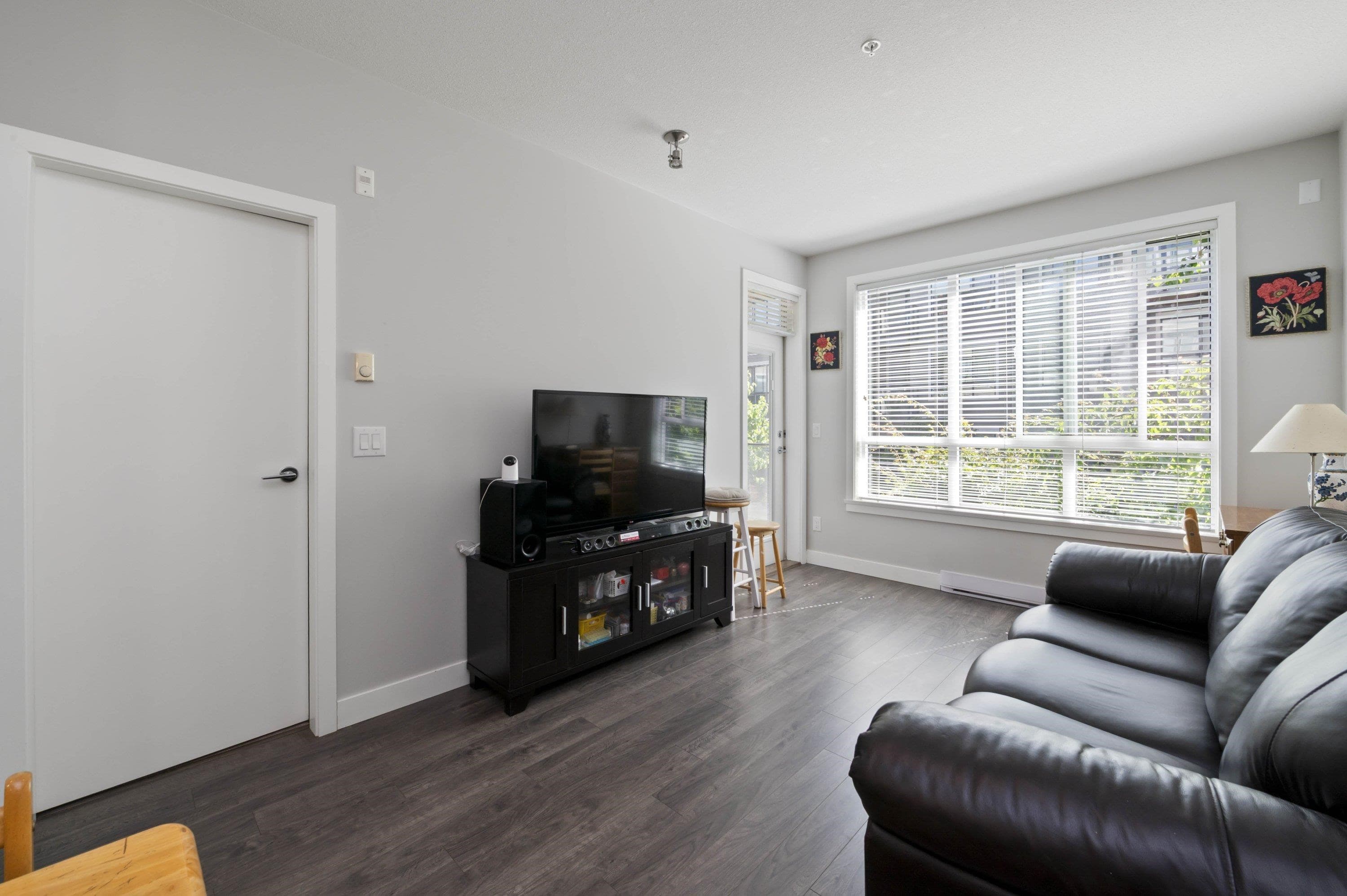 309 - 15388 105 Avenue, Surrey, V3R 0C4 — photo 5