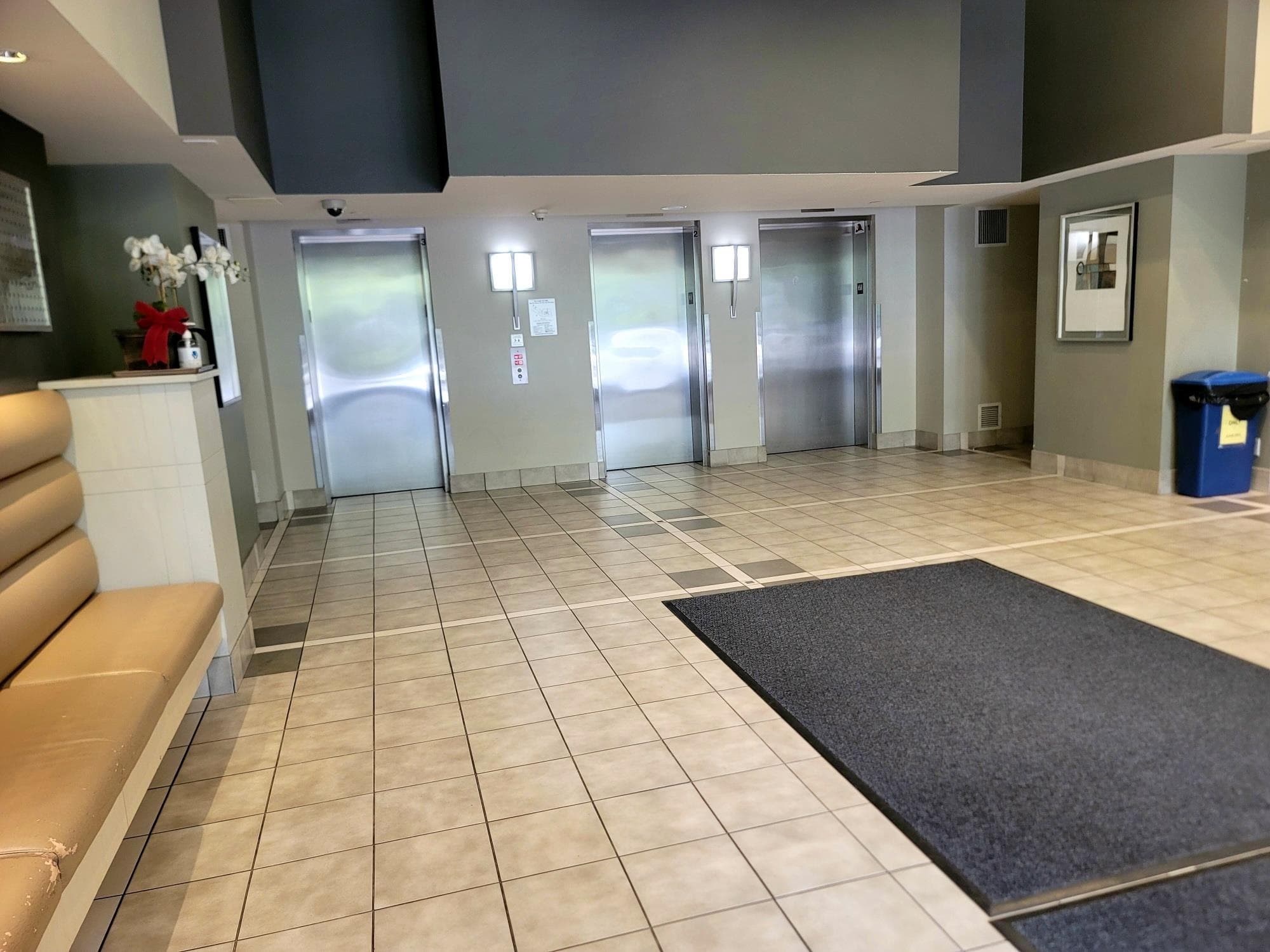 302 - 3663 Crowley Drive, Vancouver, V5R 6H4 — photo 5