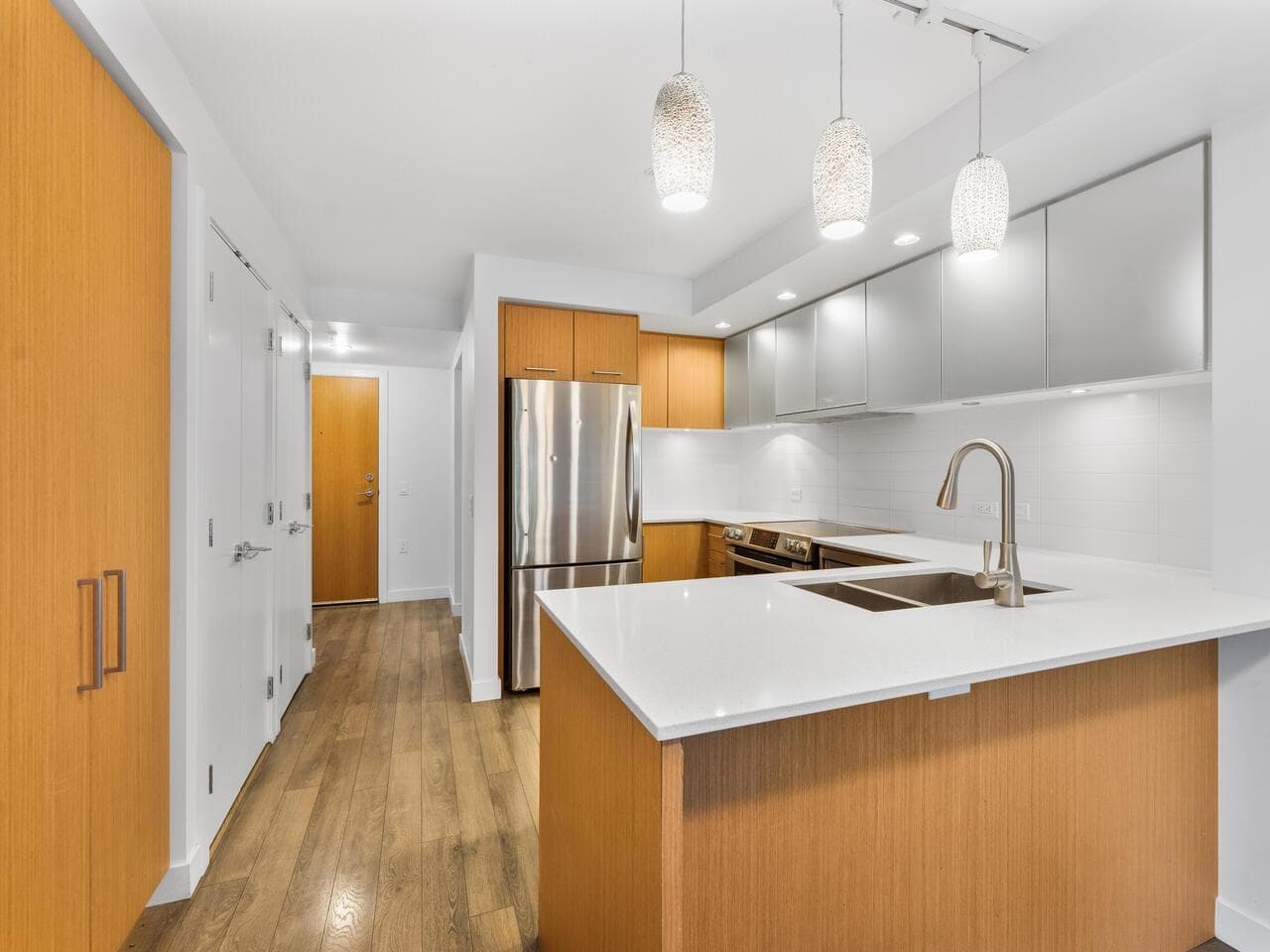 111 - 221 E 3rd Street, North Vancouver, V7L 0C1 — photo 4