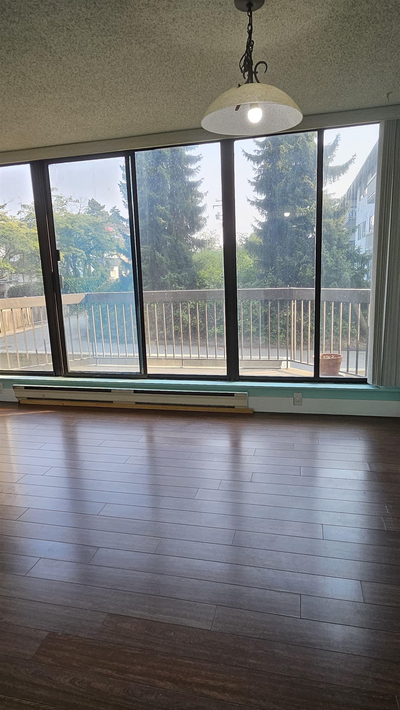 203 - 6540 Burlington Avenue, Burnaby, V5H 4G3 — photo 5