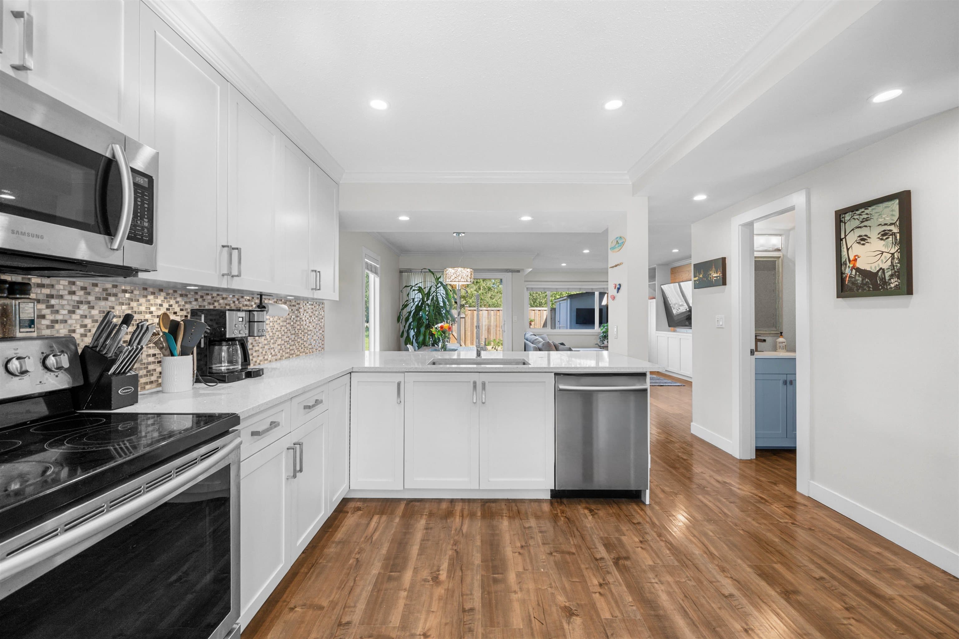 42 - 4800 Trimaran Drive, Richmond, V7E 4Y7 — photo 2