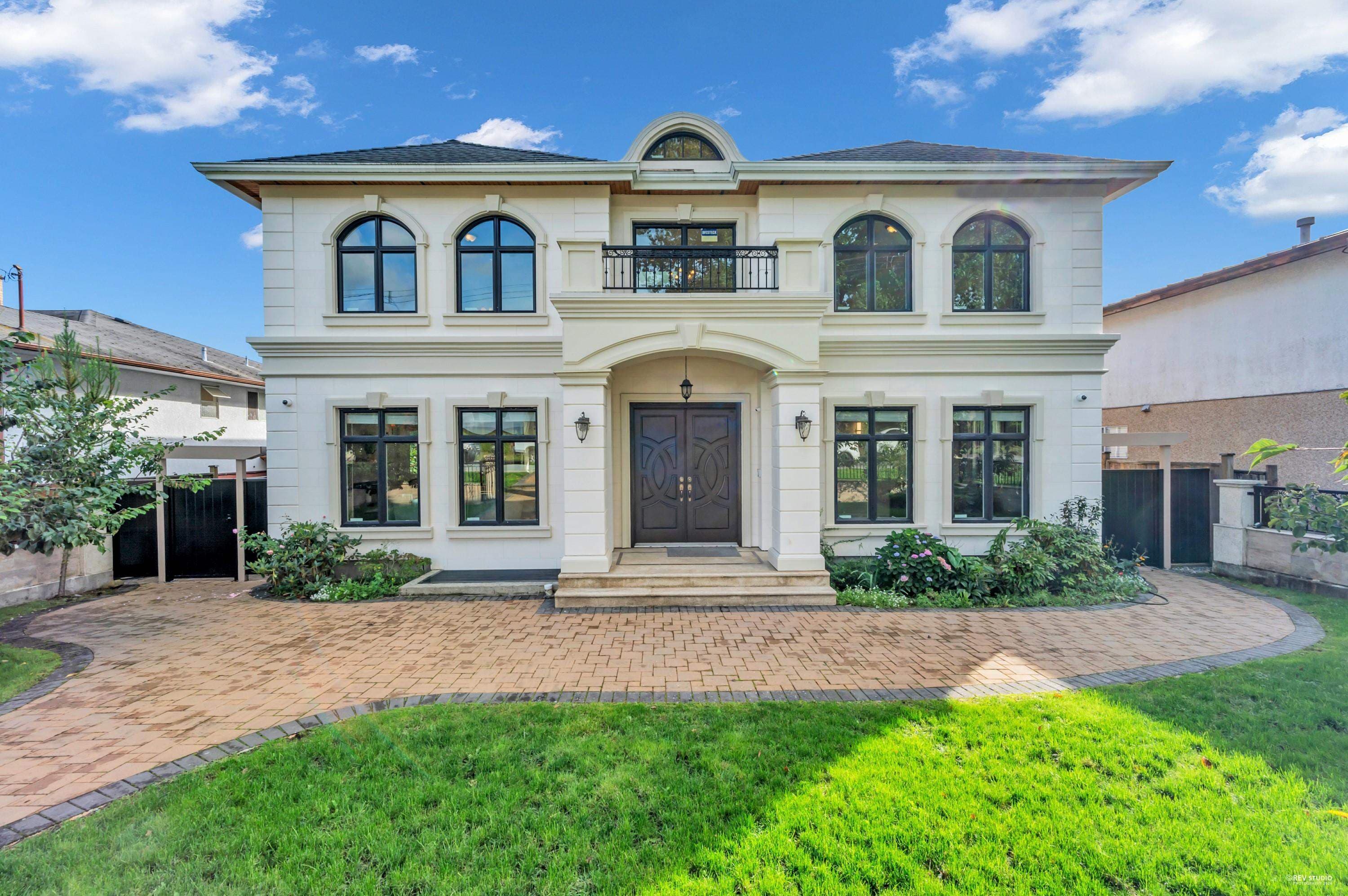 6680 Winch Street, Burnaby