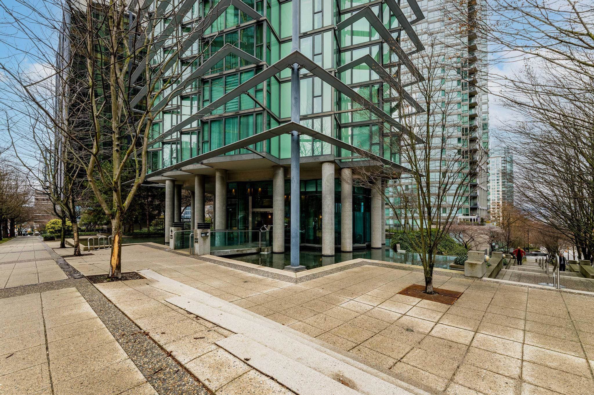 509 - 1331 West Georgia Street, Vancouver, V6E 4P1 — photo 2