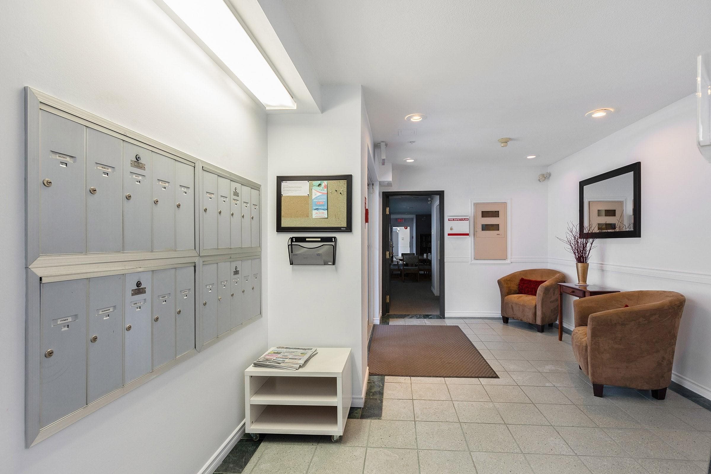 209 - 15272 20 Avenue, Surrey, V4A 2A3 — photo 2