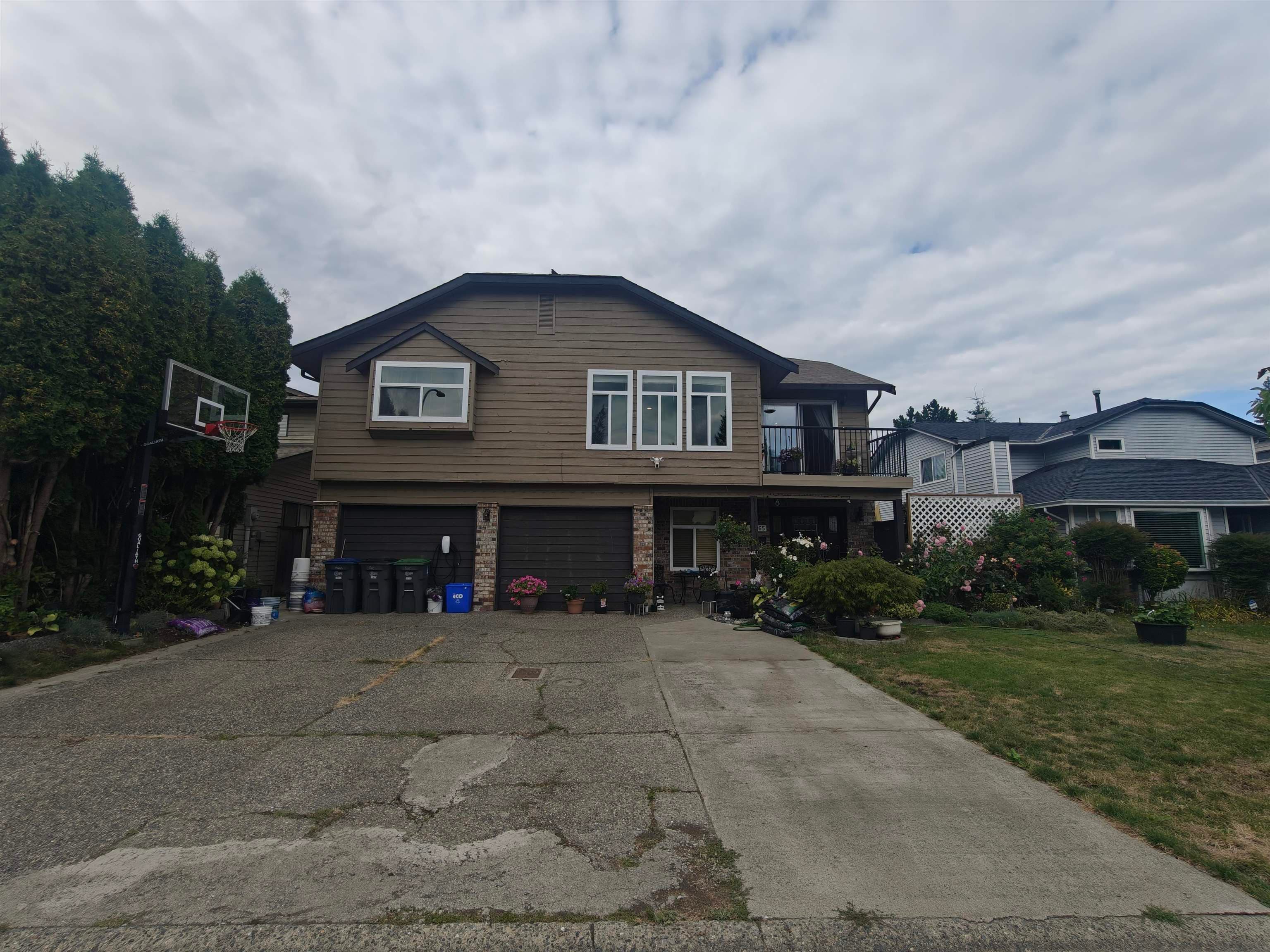15665 99b Avenue, Surrey