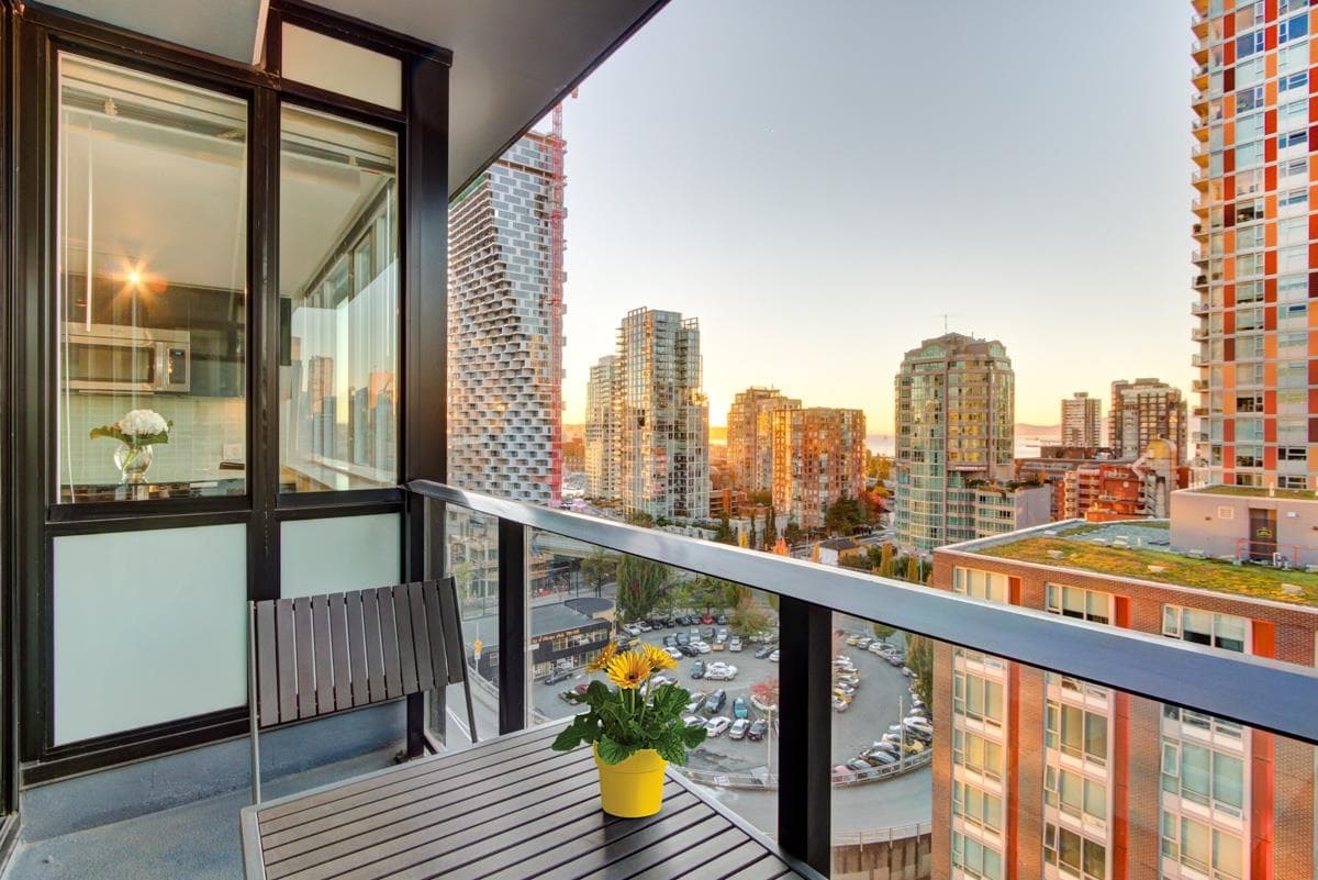 1513 - 1325 Rolston Street, Vancouver, V6B 0M2 — photo 5