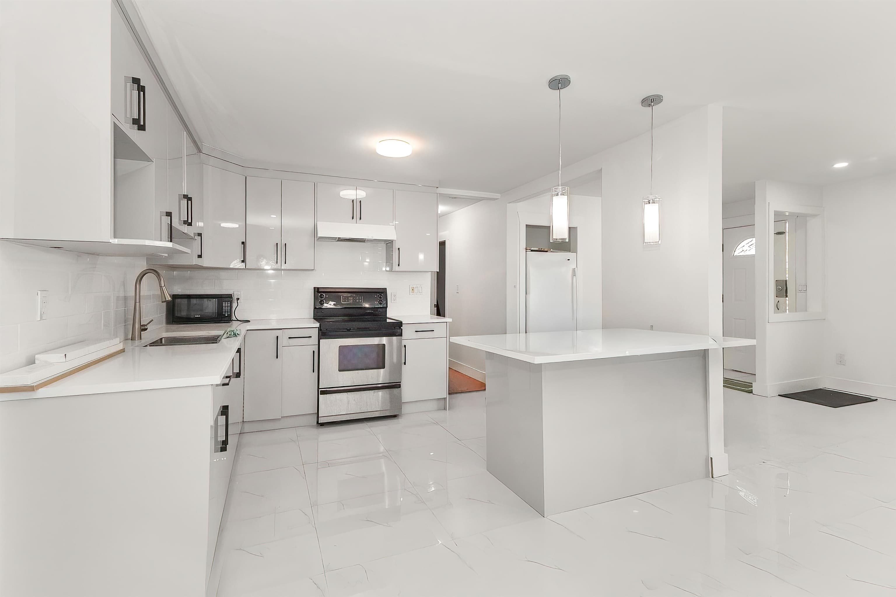 13090 72 Avenue, Surrey, V3W 2N2 — photo 3