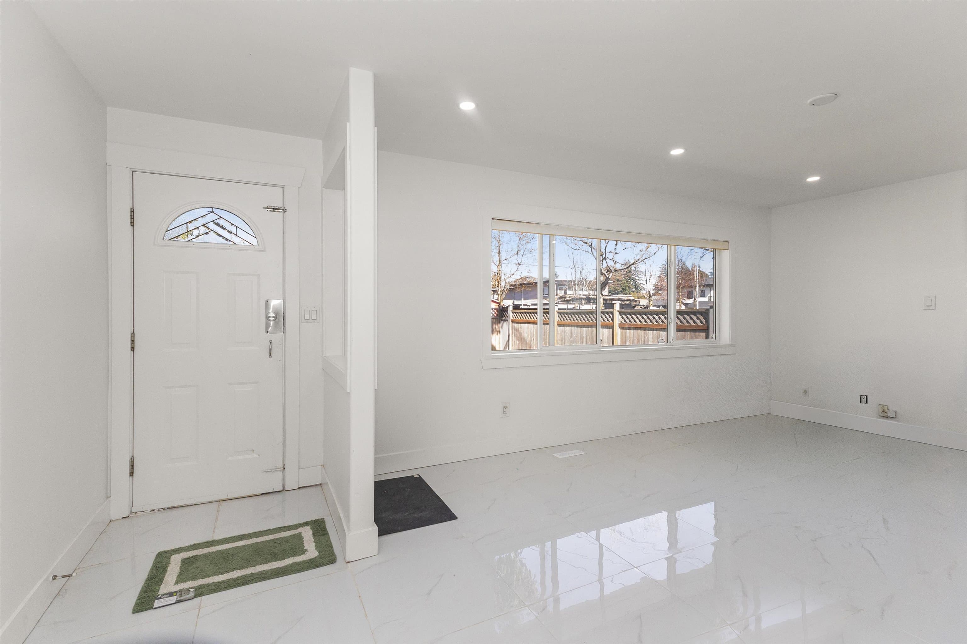 13090 72 Avenue, Surrey, V3W 2N2 — photo 4