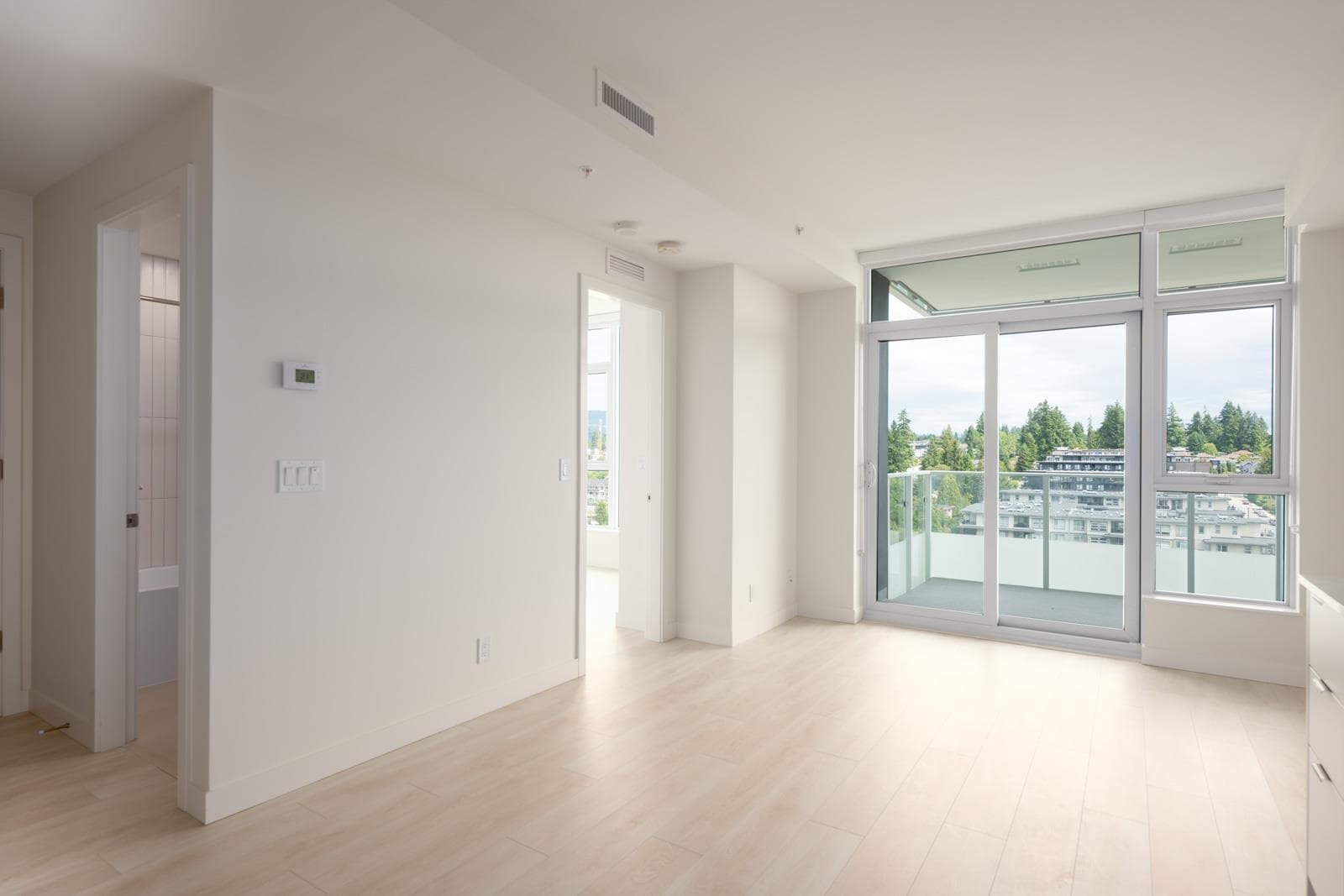 1110 - 537 Cottonwood Avenue, Coquitlam, V3J 0S4 — photo 5