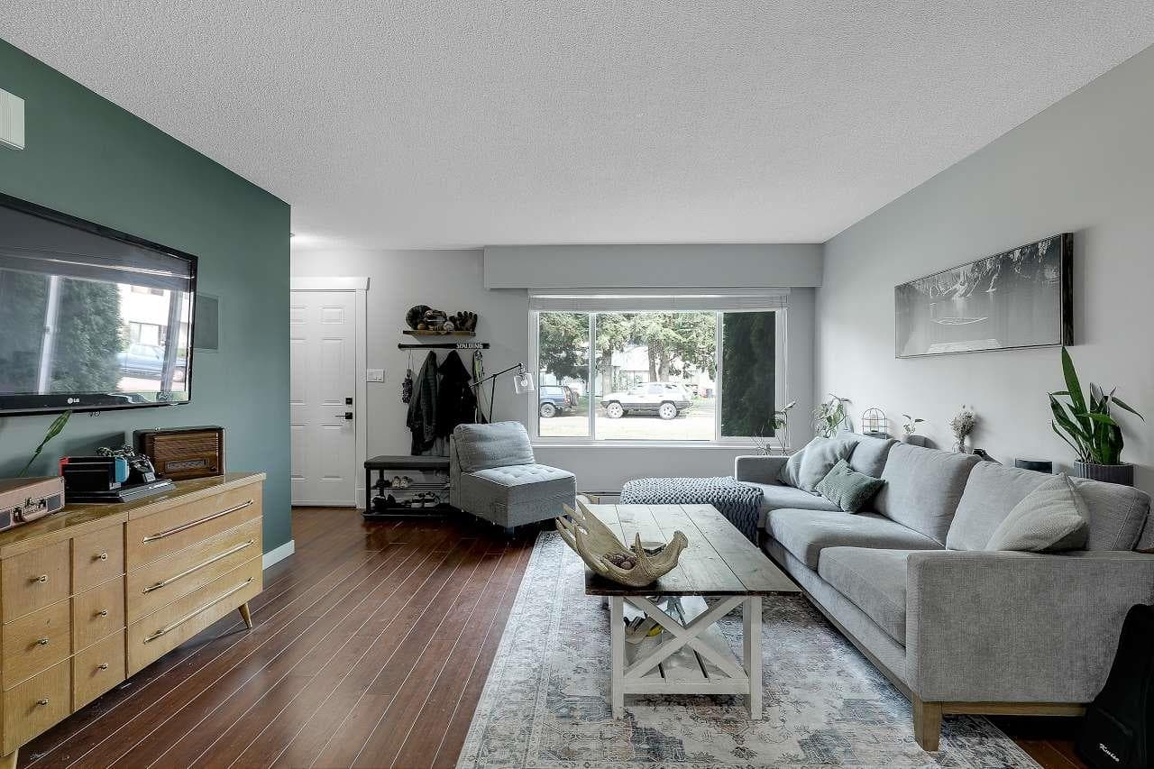 21536 Mayo Place, Maple Ridge, V2X 2K9 — photo 3