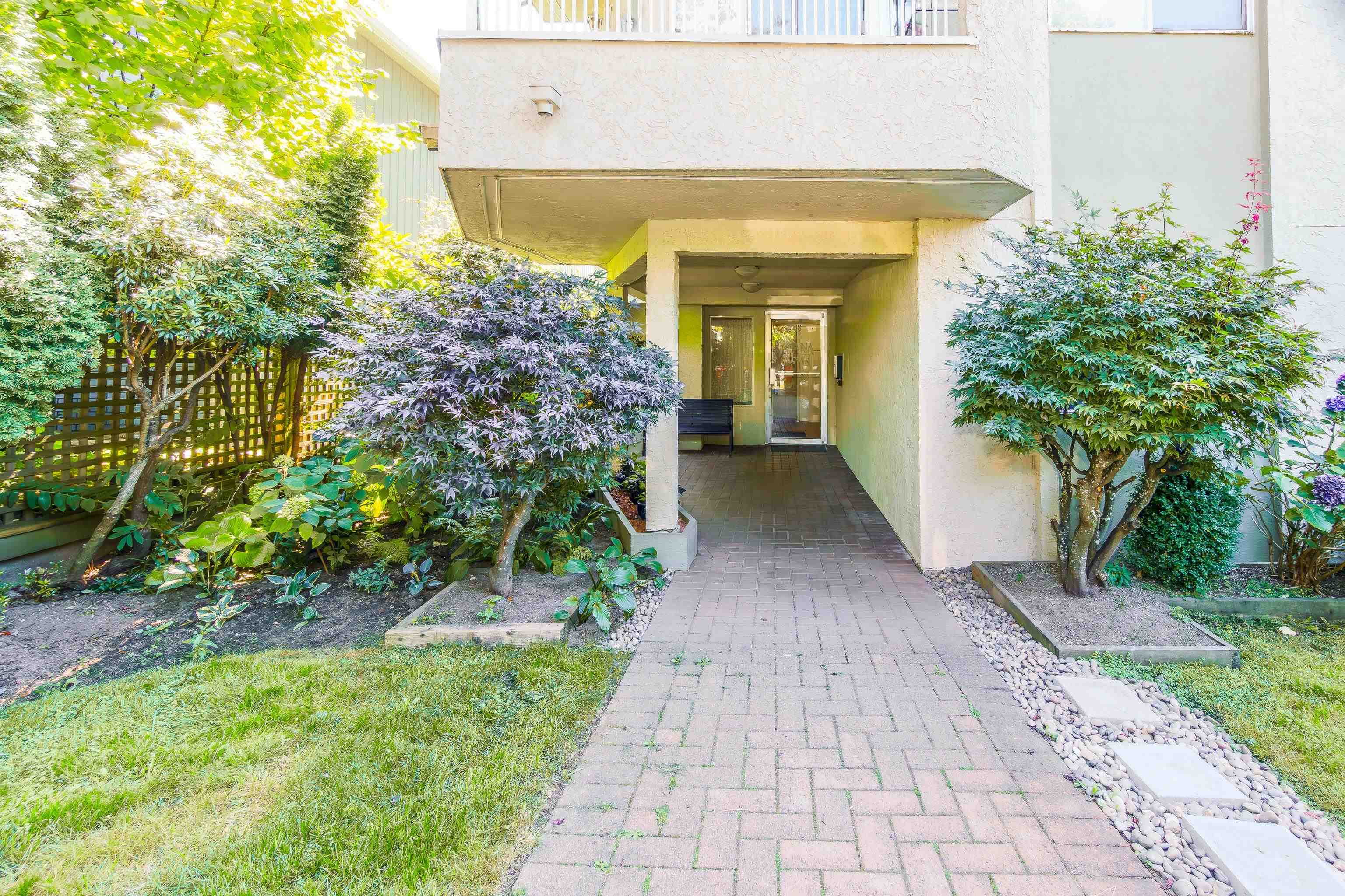 301 - 458 E 43rd Avenue, Vancouver, V5W 1T4 — photo 2