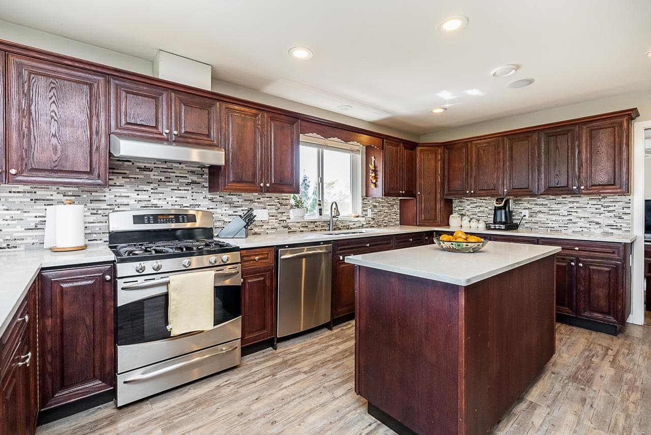 13795 Hale Road, Pitt Meadows, V3Y 1Z1 — photo 4